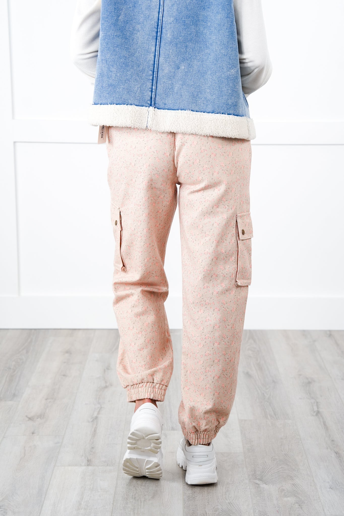 POL Floral Print Twill Joggers with Cargo Pockets