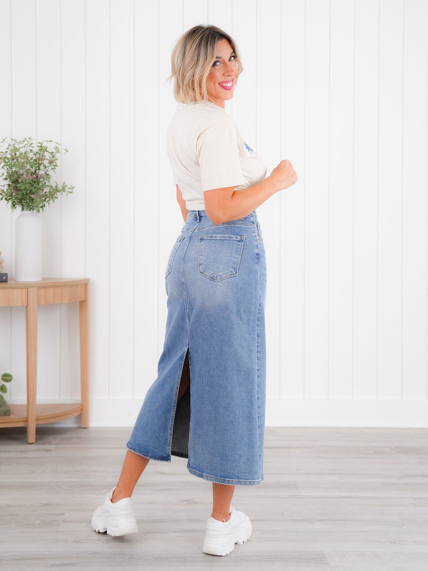 Risen Medium Wash Back Slit Long Skirt