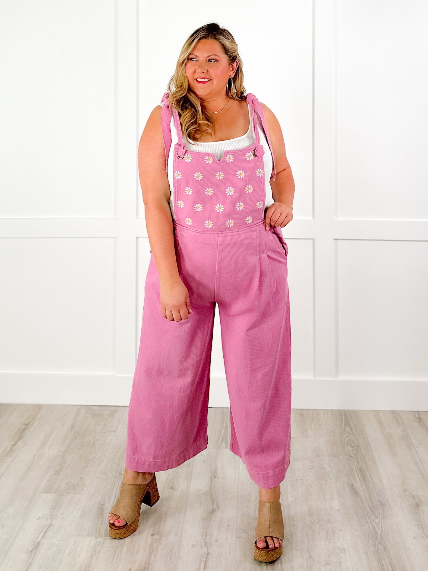 Plus/Reg Pink Wide Leg Overalls With Daisy Embroidered Detail