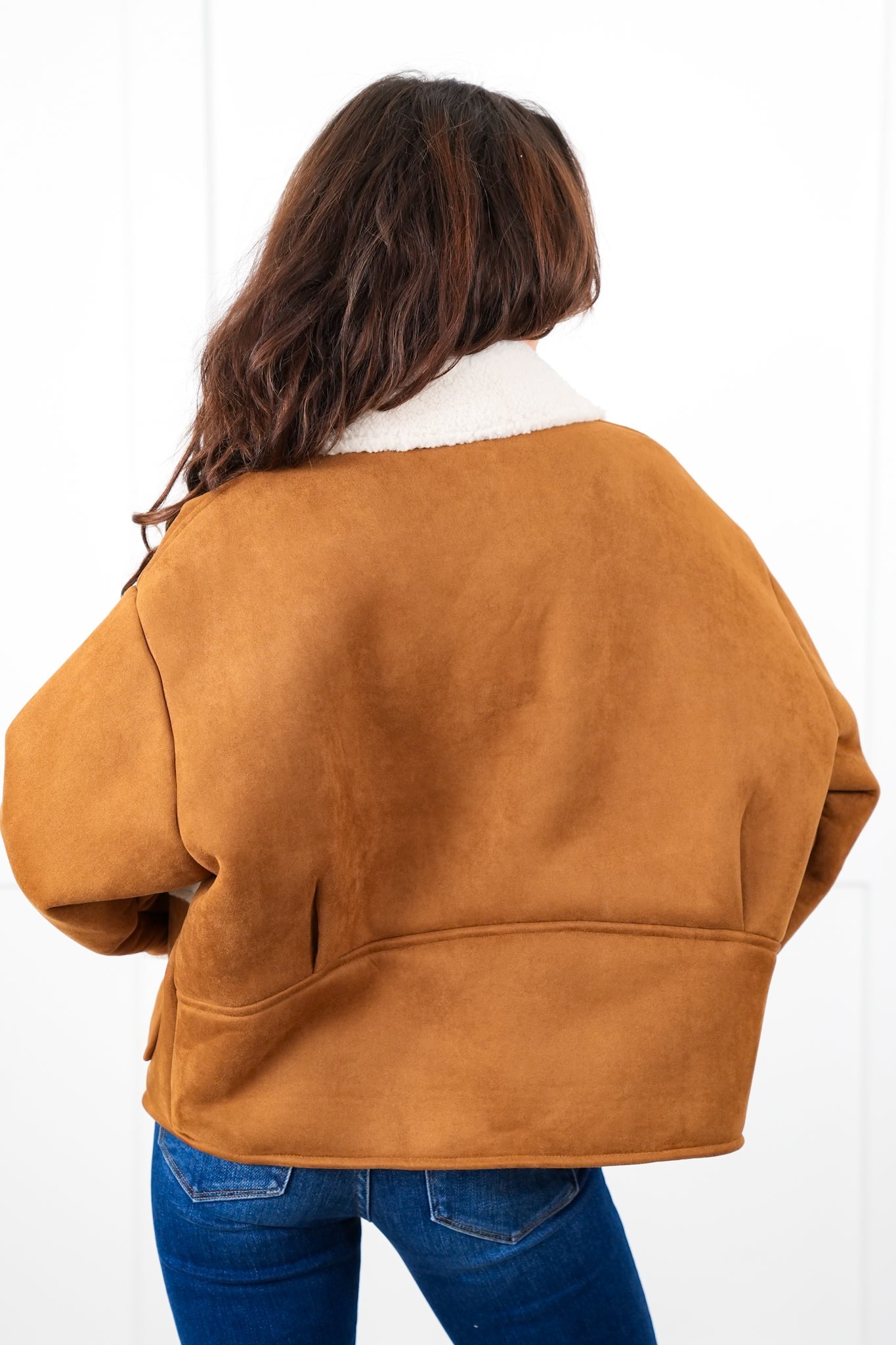Plus/Reg Vegan Suede Long Sleeve Button Down Jacket with Sherpa Detail