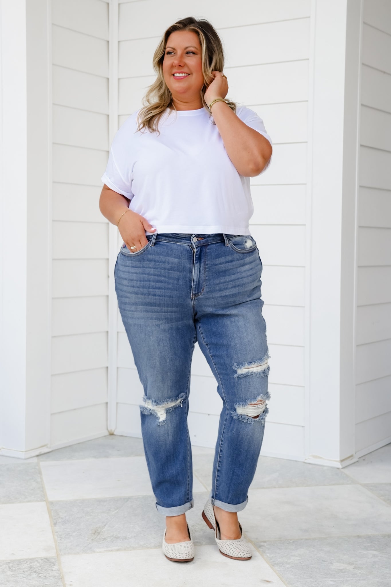 Judy Blue Mid Rise Medium Vintage Wash Distressed Boyfriend Jeans