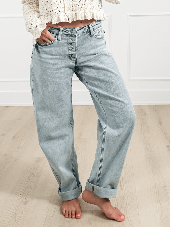 Judy Blue Mid Rise Light Wash Marlow Arc Leg With Bandana Loop - Freckled Poppy
