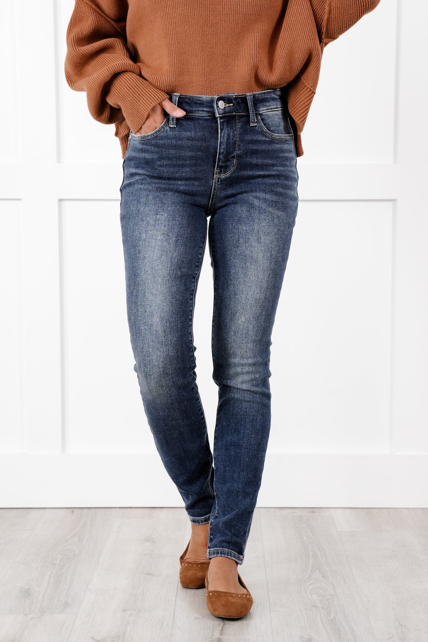 Judy Blue Vail Mid Rise Dark Wash Thermal Skinny Jeans