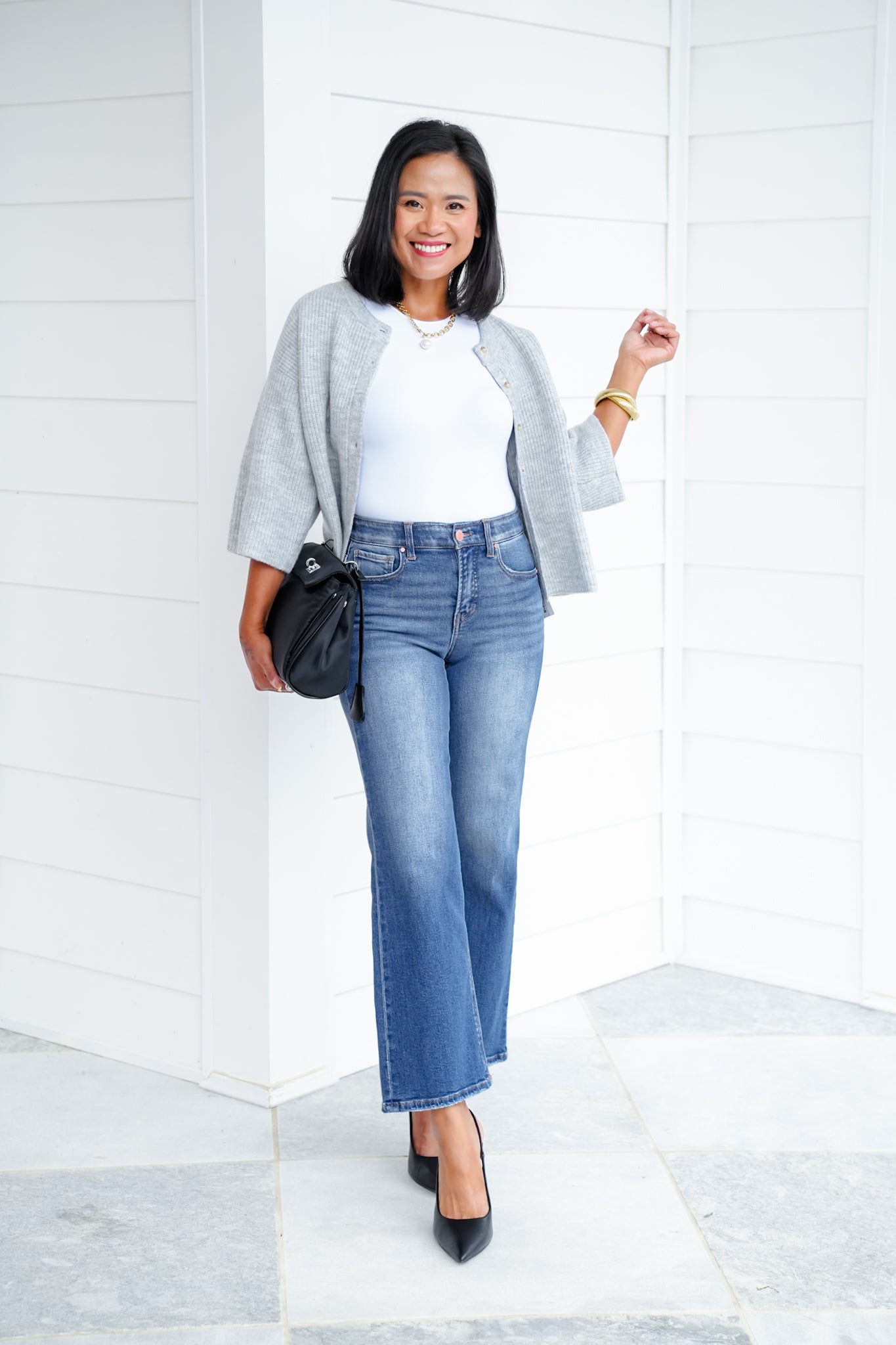 Risen Mid Rise Elastic Waistband Tummy Control Cropped Wide Leg Jeans