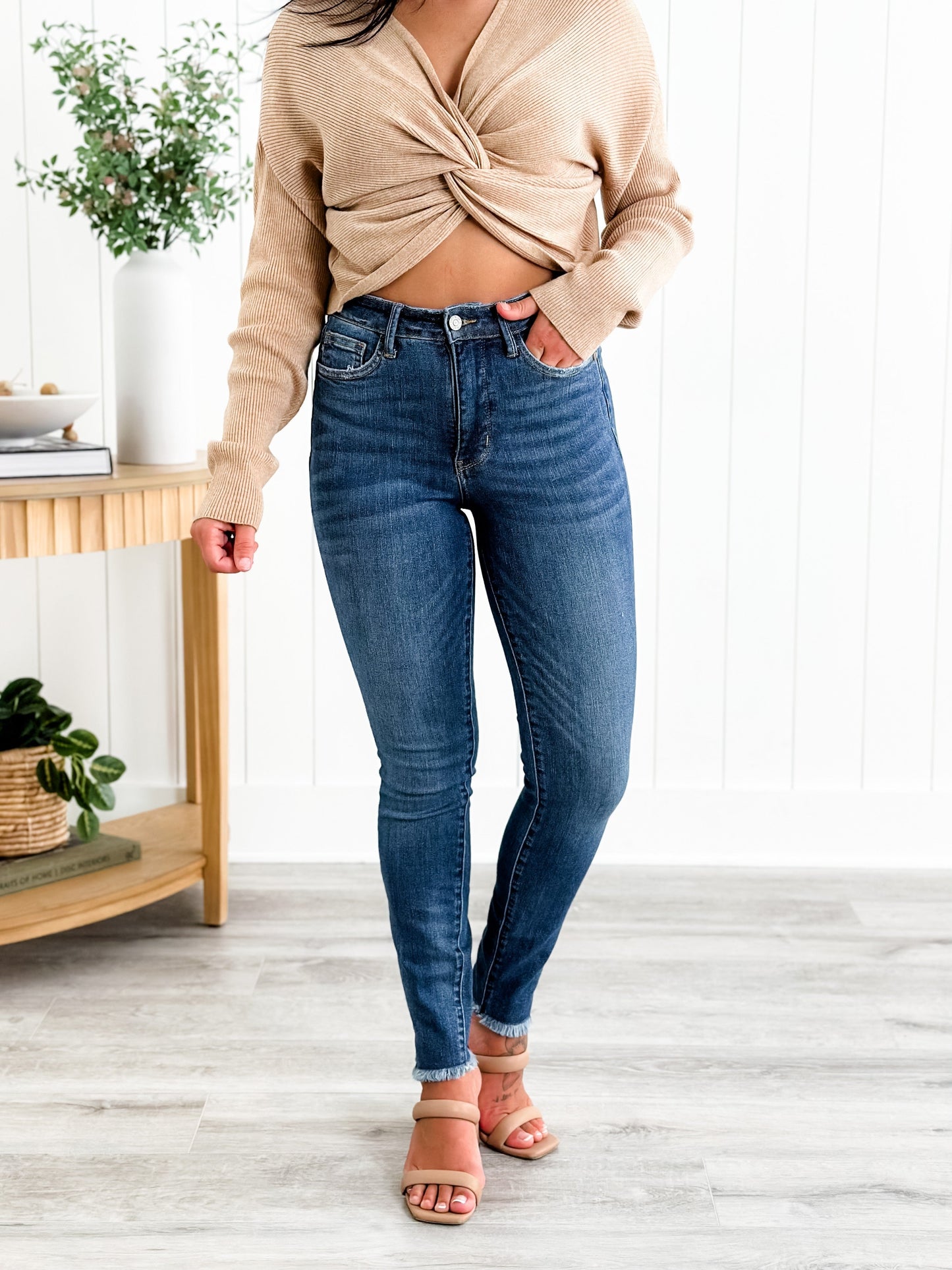 Judy Blue What Dreams are Made Of High Rise Medium Wash Tummy Control Side Slit With Frayed Hem Skinny Jeans