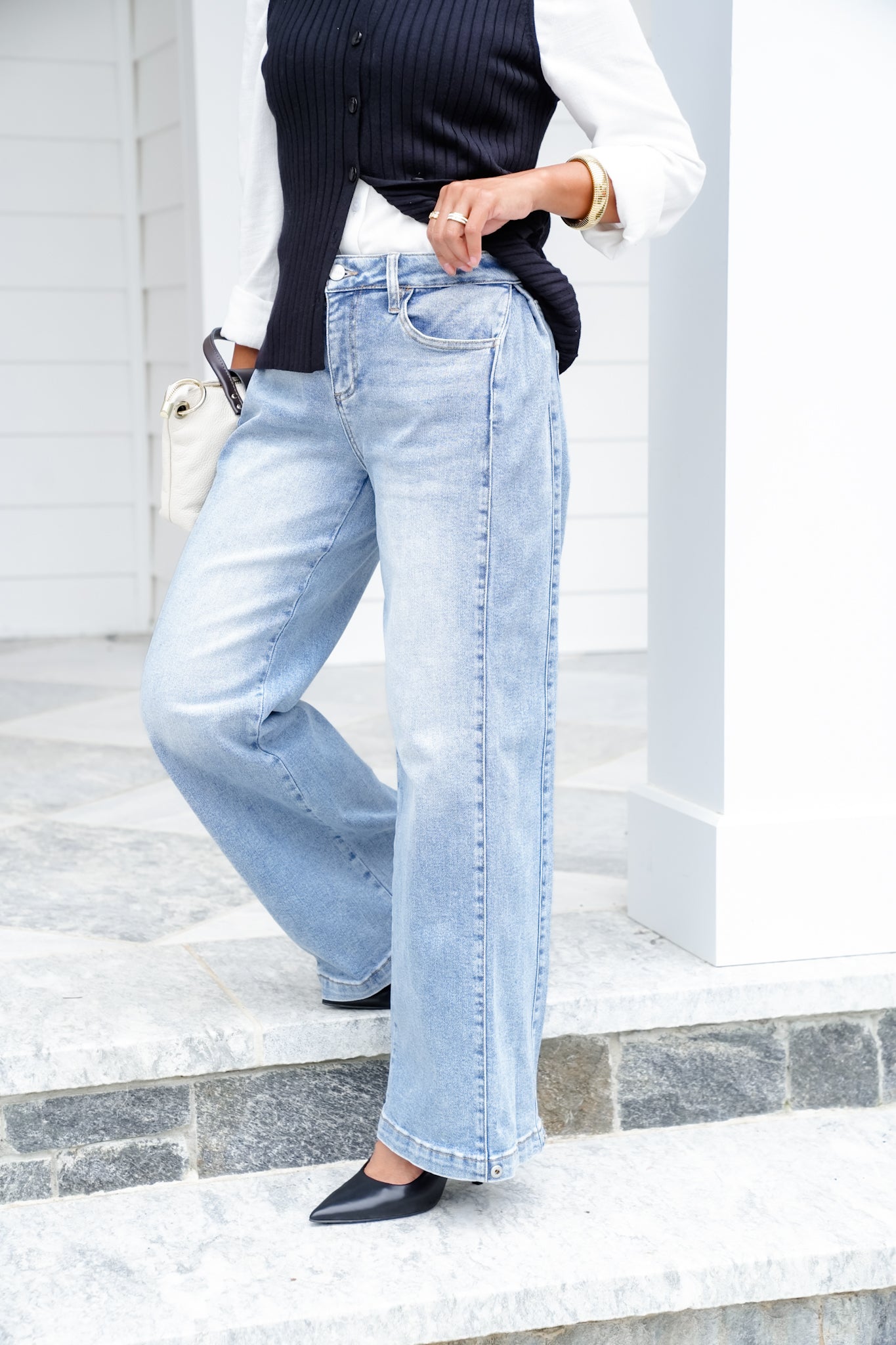 Risen Mid Rise Medium Wash Wide Leg Jeans with Leg Snap For Barrel Fit