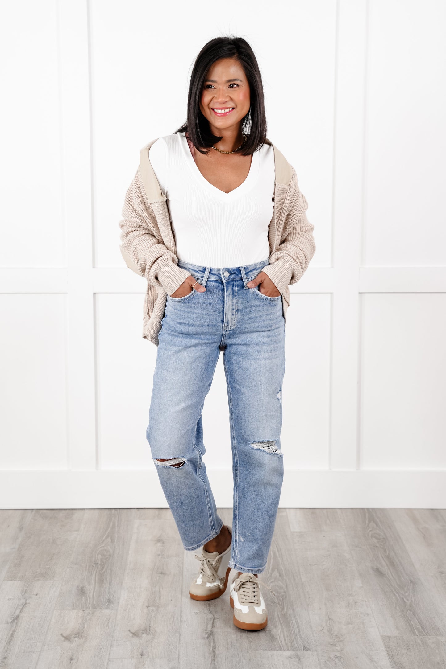 Lovervet High Rise Light Wash Distressed Barrel Jeans
