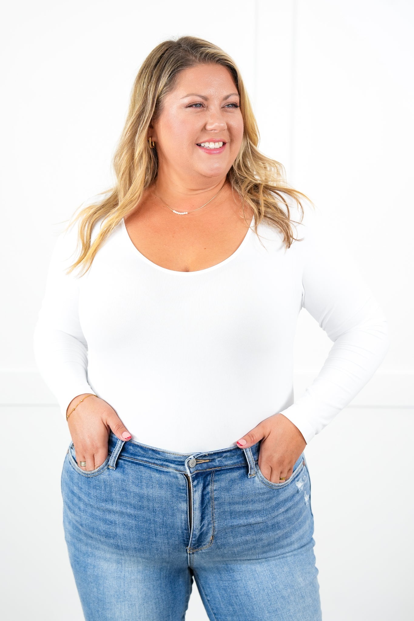 Door Buster! Plus/Reg Solid Reversible Long Sleeve V-Neck/Scoop-Neck Bodysuit