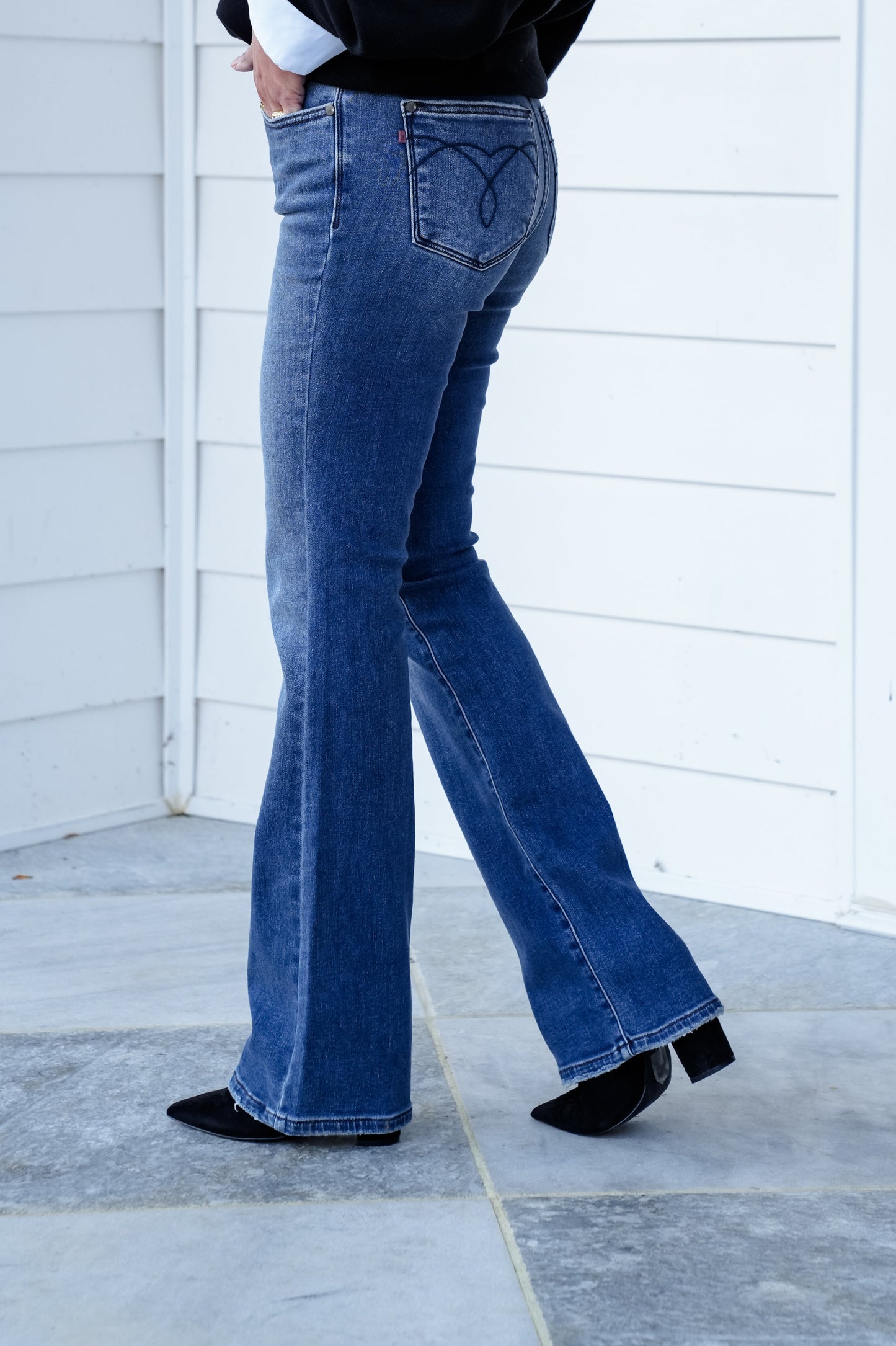 Judy Blue Mid Rise Dark Wash Thermal Bootcut Jeans