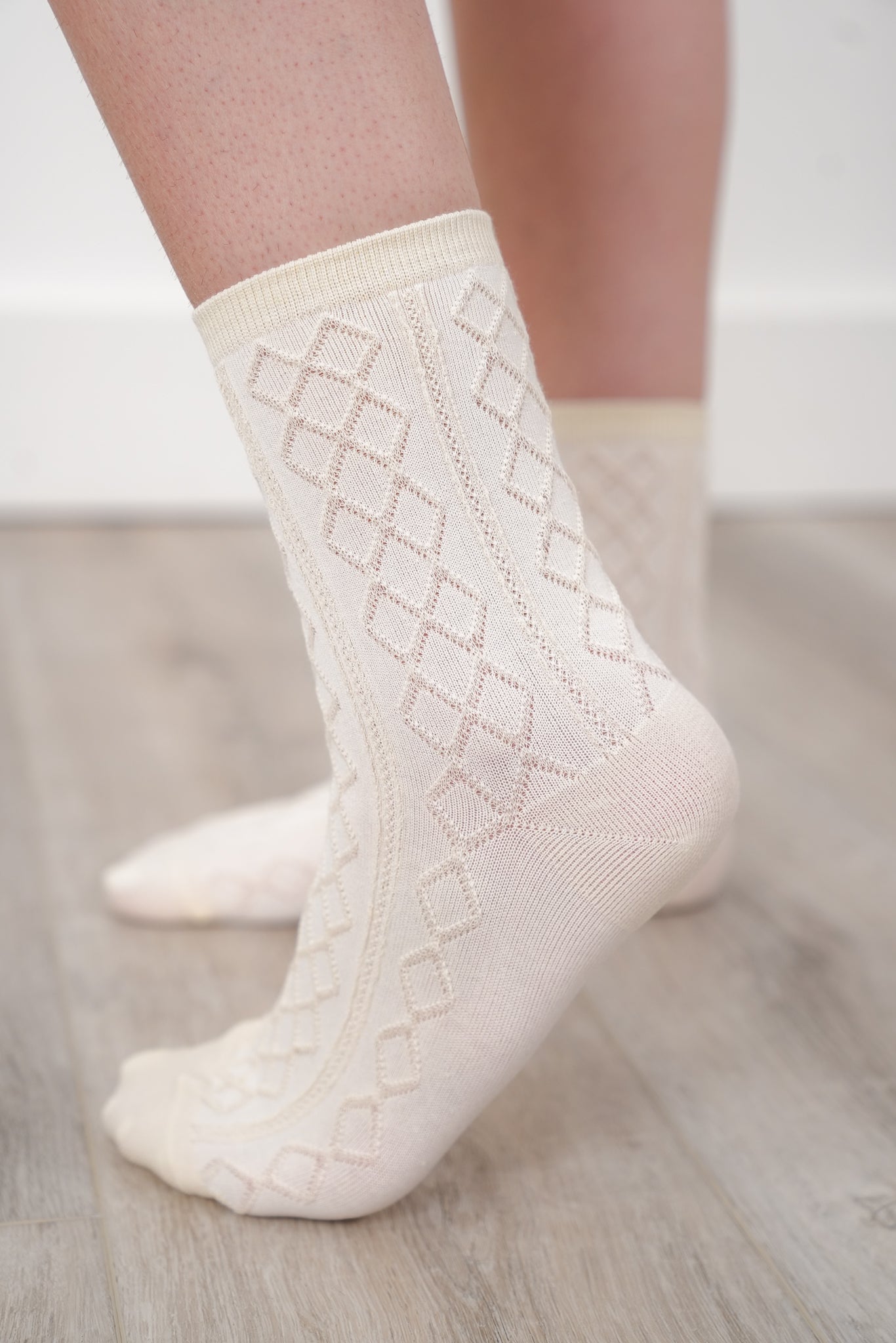 Solid Color Argyle Crew Socks
