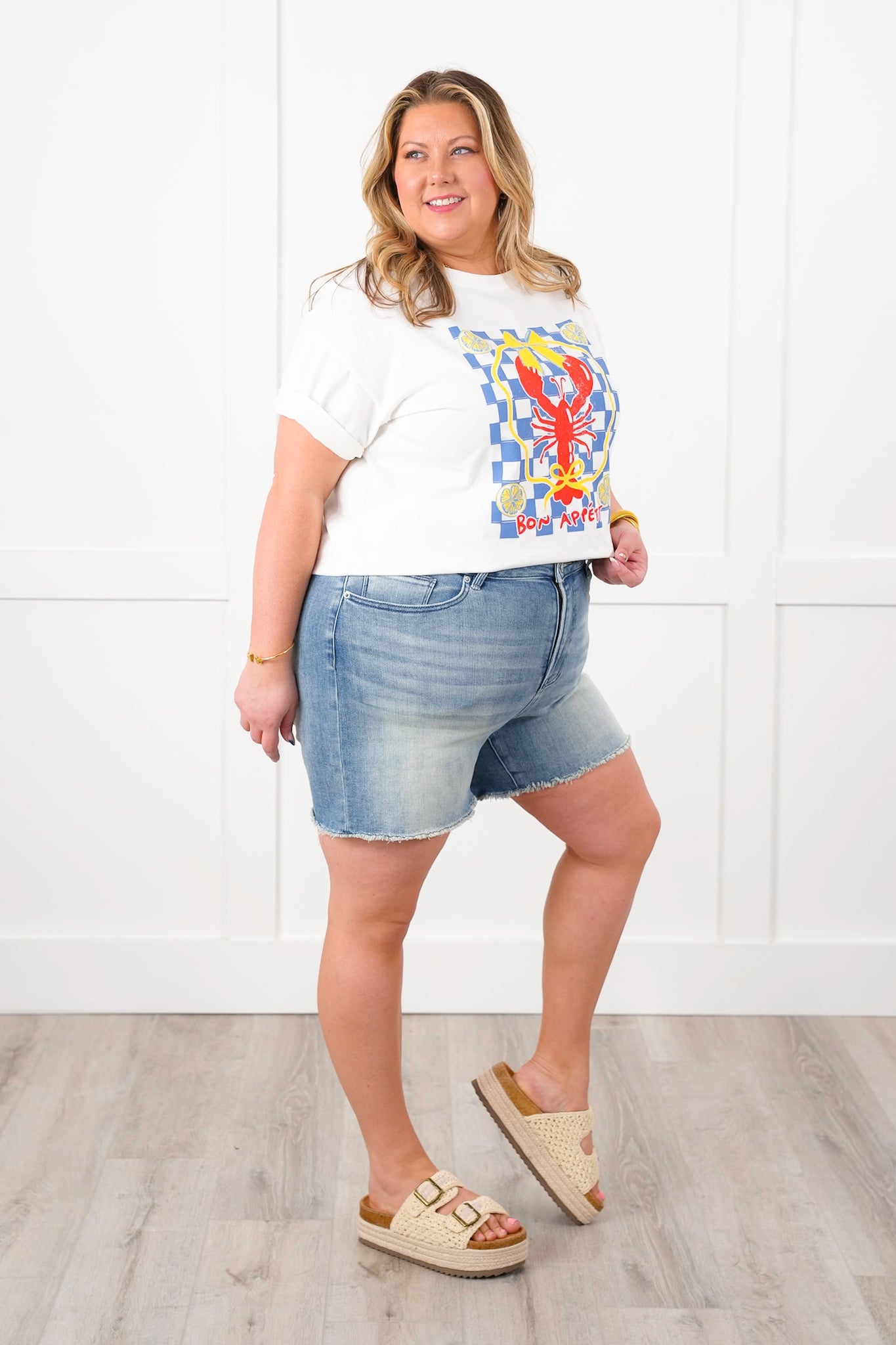 Mica Medium Wash Frayed Hem Shorts