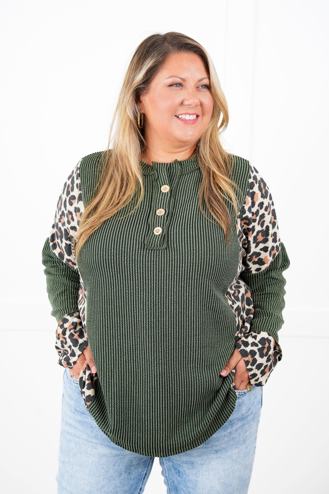 Plus/Reg Ribbed Long Sleeve Button Up Top with Leopard Detail