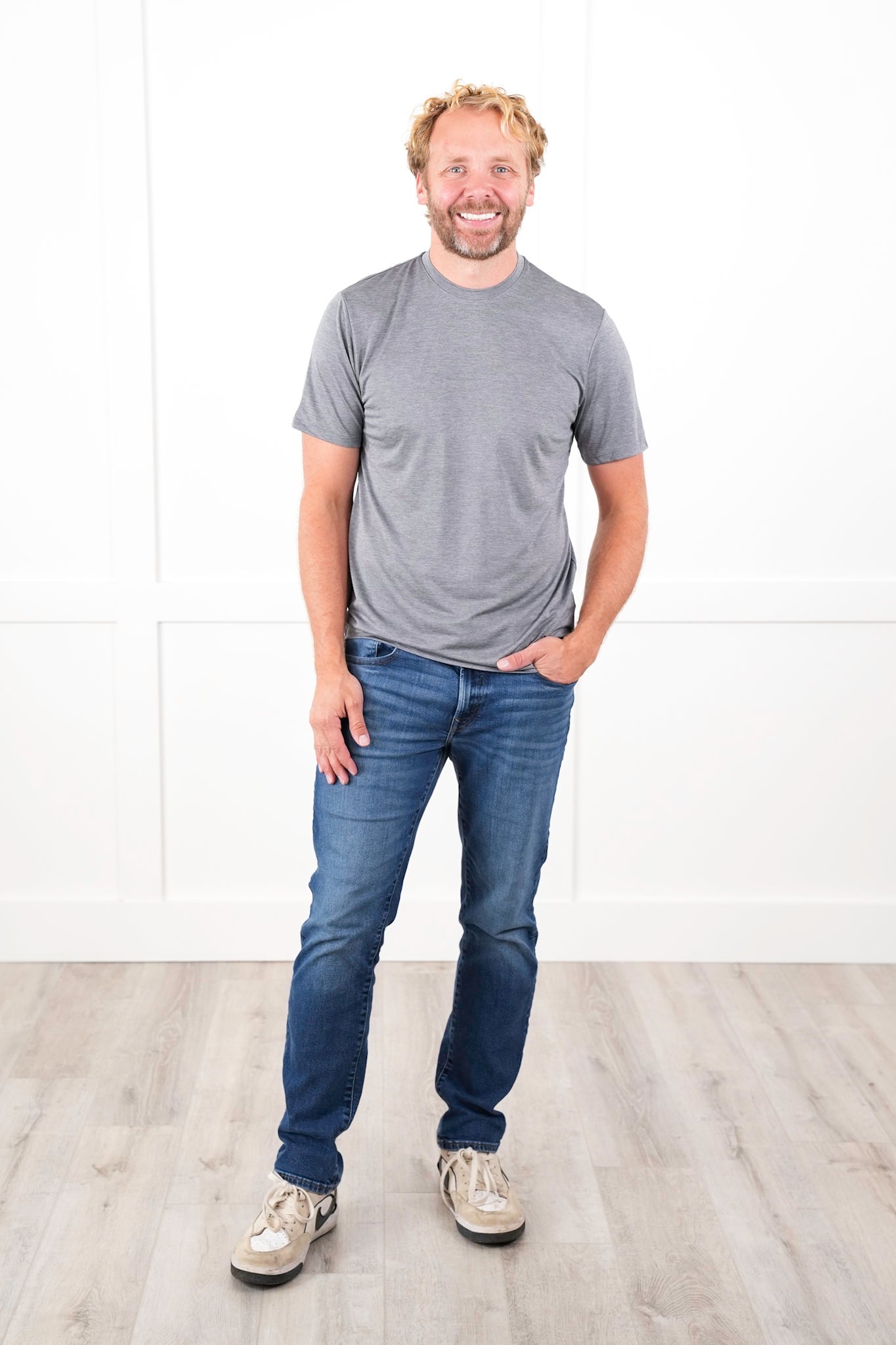 Men's Moisture Wicking Short Sleeve Crew Neck Shirt