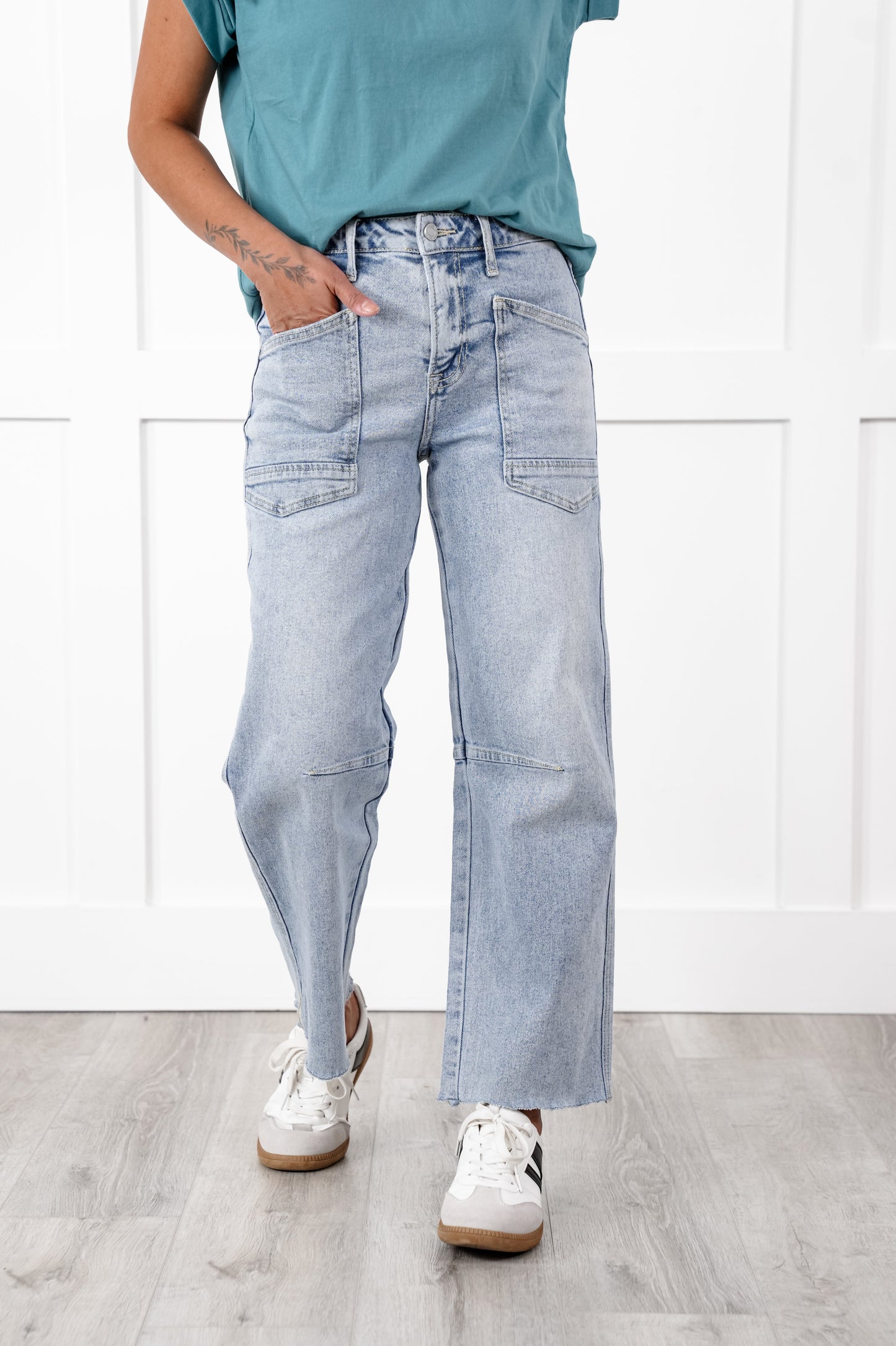 Vervet High Rise Light Wash Barrel Jeans