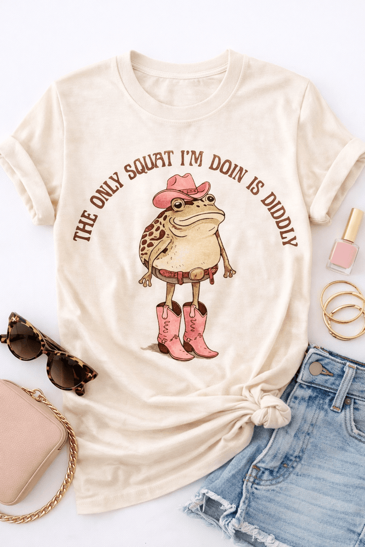 Plus/Reg Short Sleeve "The Only Squat I'm Doin' Is Diddly " Graphic Tee - Freckled Poppy