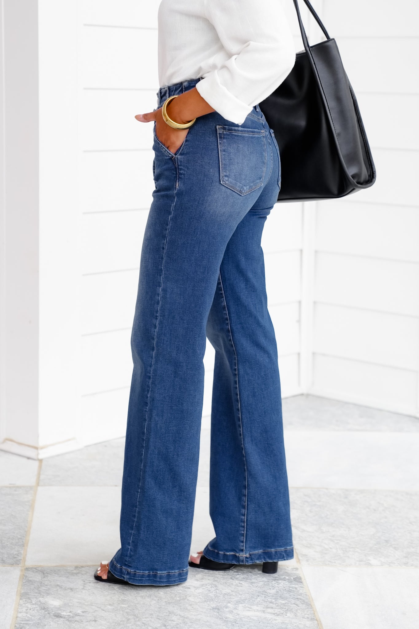 Risen High Rise Dark Wash Wide Leg Jeans with Belt