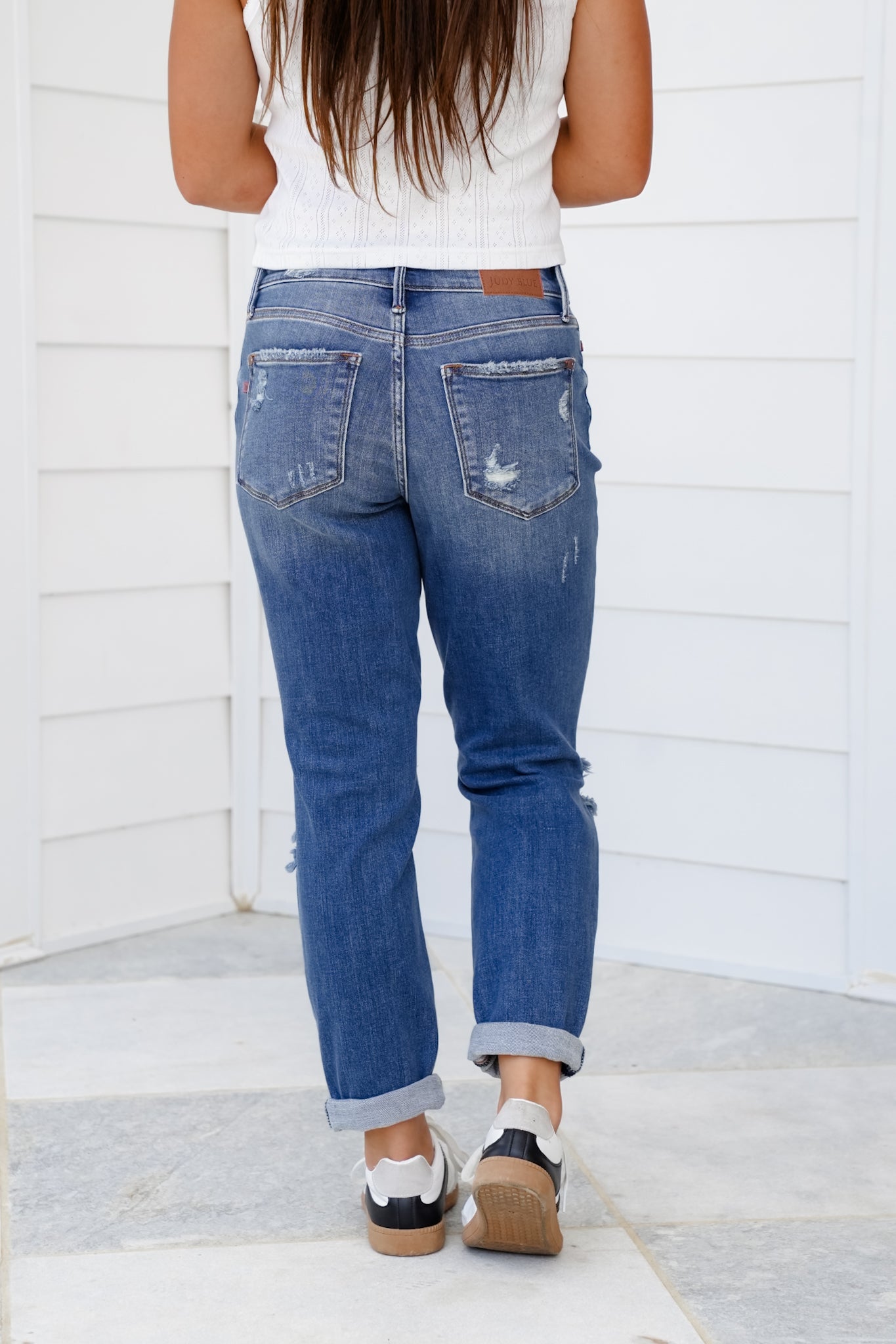 Judy Blue Mid Rise Medium Vintage Wash Distressed Boyfriend Jeans