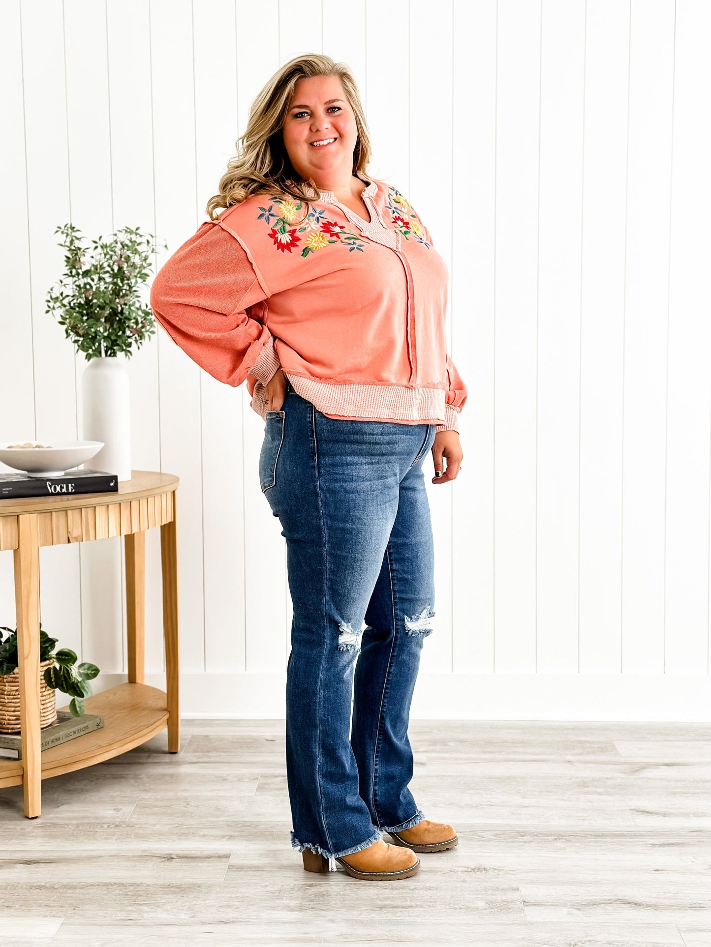 Judy Blue High Rise Medium Wash Destroyed Knee & Frayed Hem Straight Leg Jeans