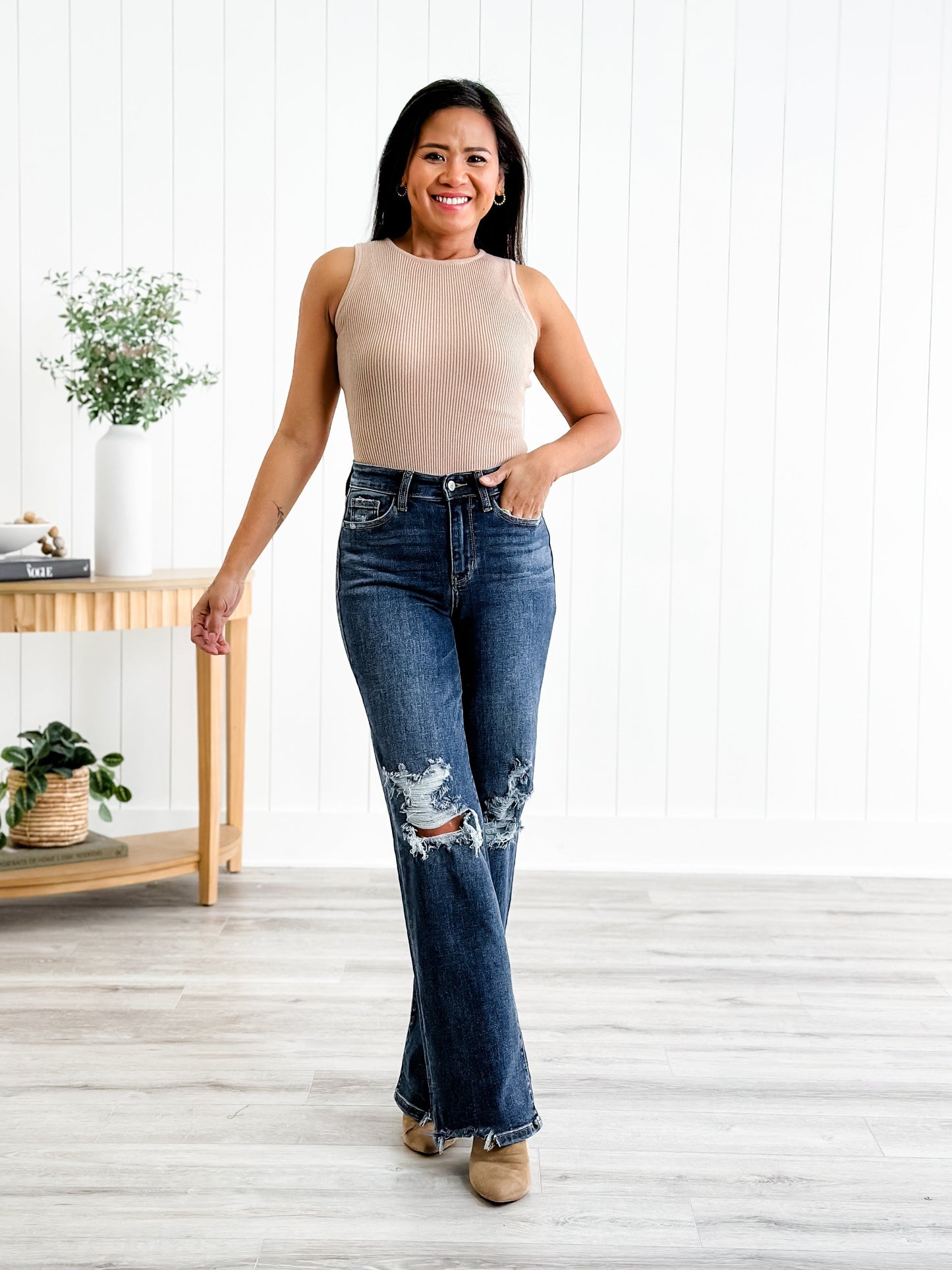 Judy Blue Jagged Little Pill High Rise Dark Wash 90's Destroyed Knee Straight Leg Jeans