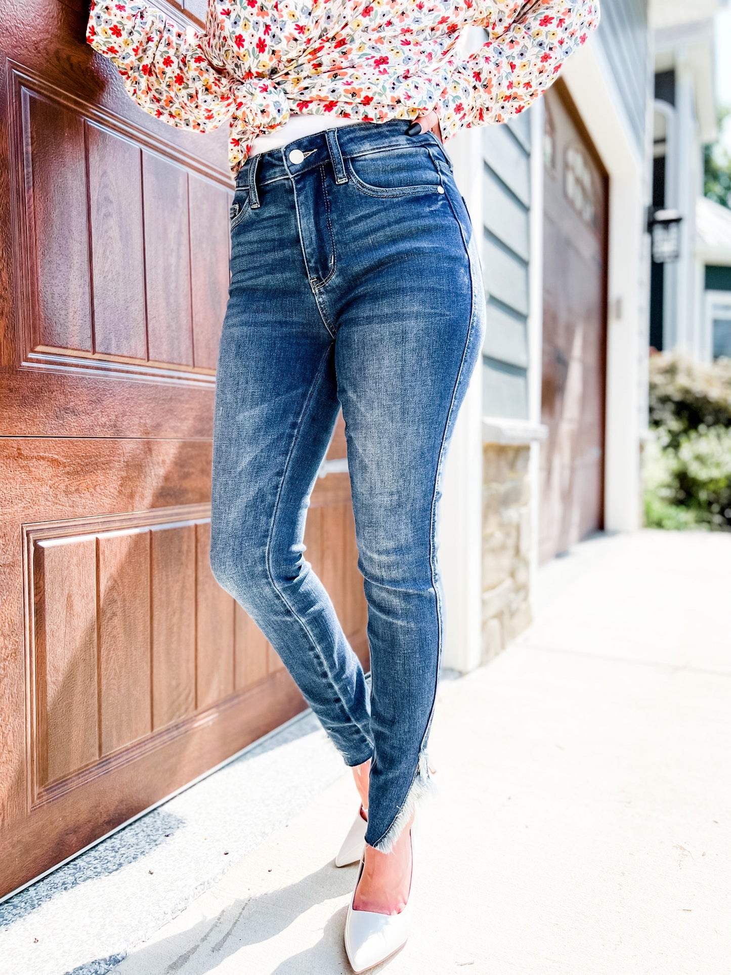 Judy Blue Tulip Hem Medium Wash Skinny Jeans with Frayed Hem