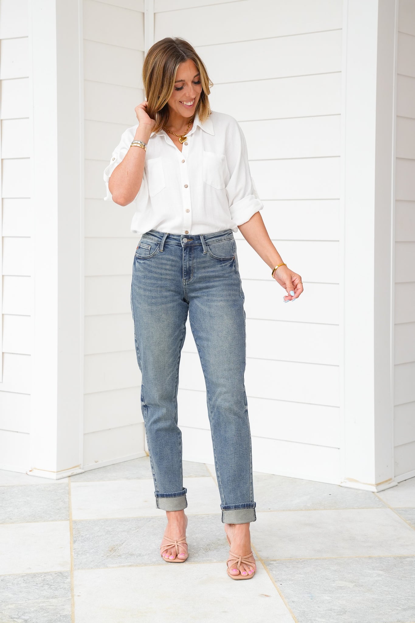 Judy Blue Mid Rise Medium Vintage Wash Boyfriend Jeans with Side Panel And Rolled Cuff