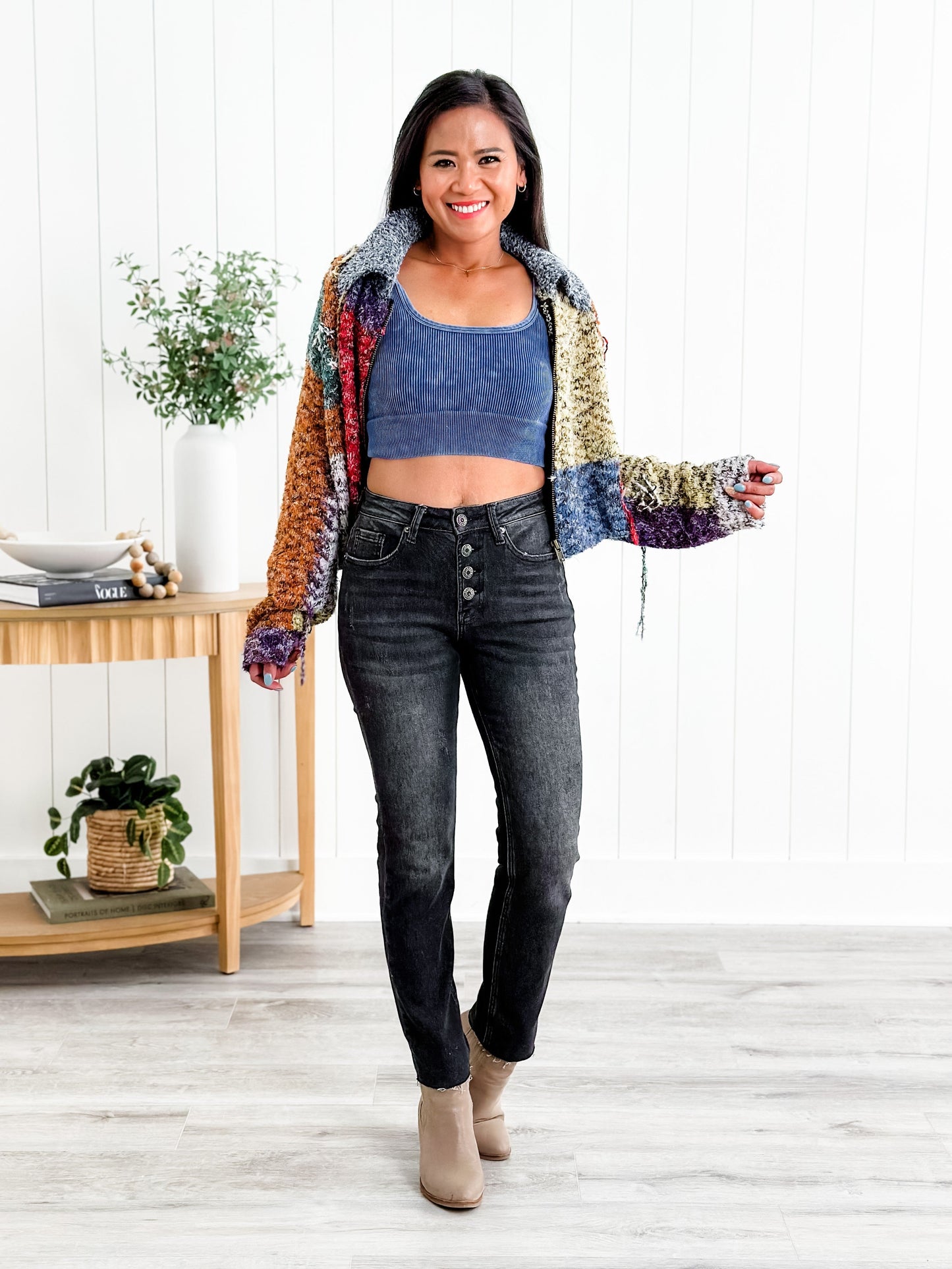 Risen Black Mid Rise Button Fly Relaxed Fit Skinny Jeans