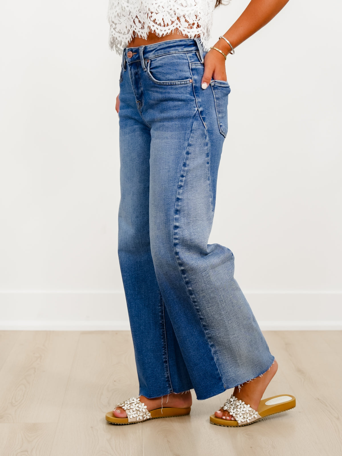 Risen High Rise Medium Wash Slouchy Barrel Jeans With Contrasting Wash
