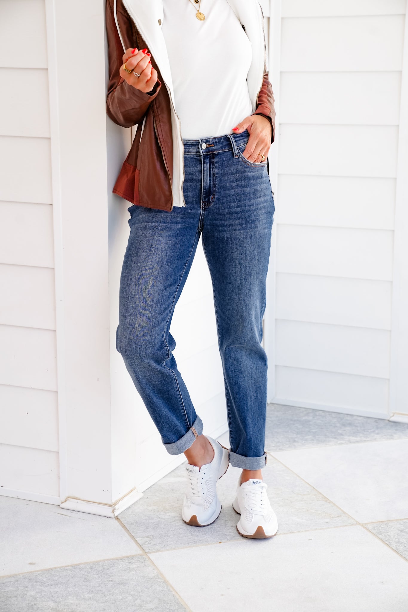 Judy Blue Mid Rise Medium Wash Classic Cuffed Boyfriend Jeans