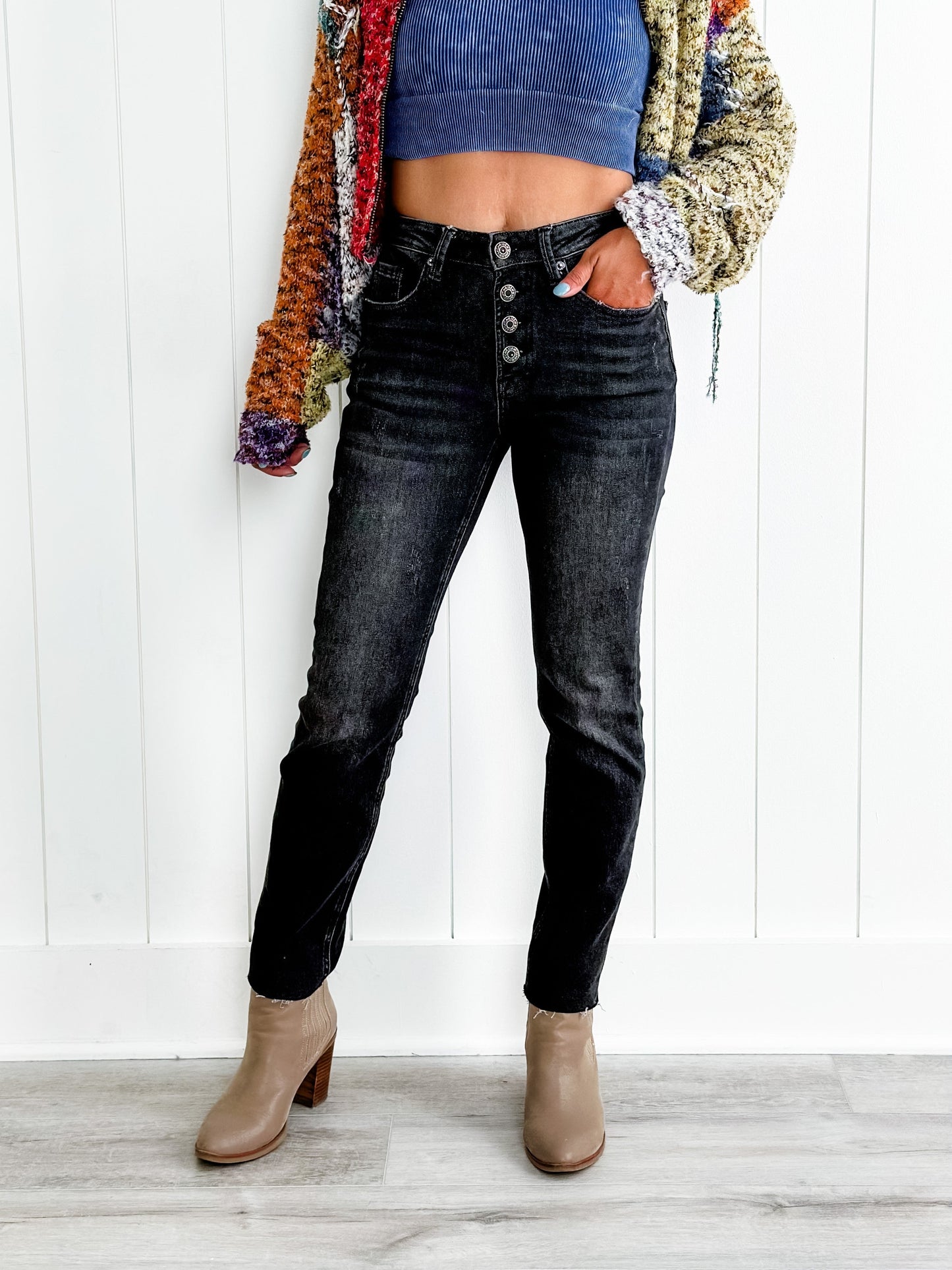 Risen Black Mid Rise Button Fly Relaxed Fit Skinny Jeans