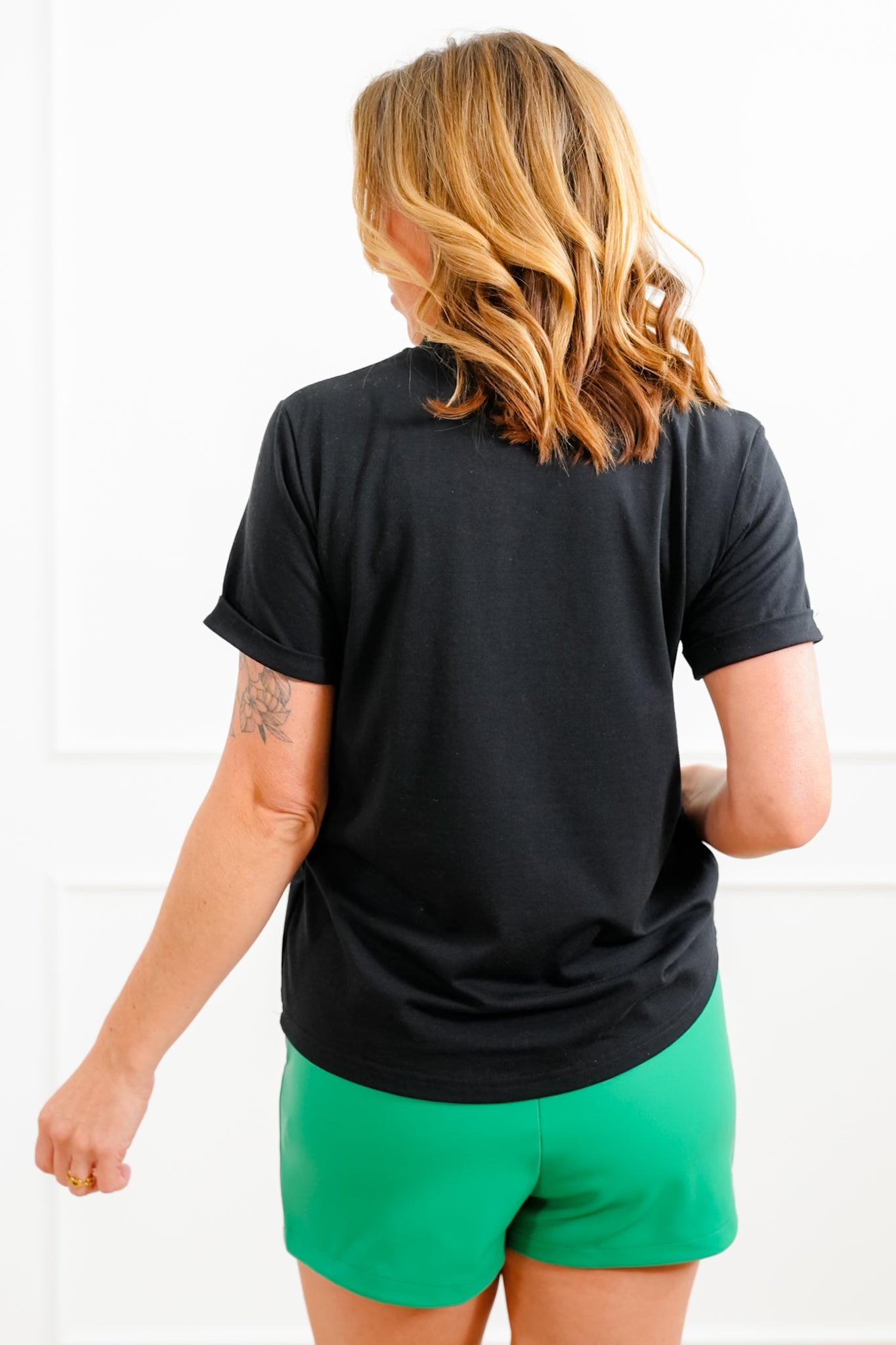 Plus/Reg Black Short Sleeve Mardi Gras Lobster Graphic Tee