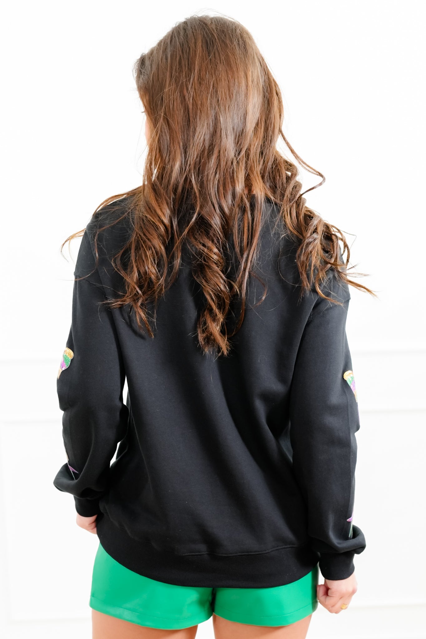 Plus/Reg Sequin Mardi Gras Bows Pullover Sweatshirt