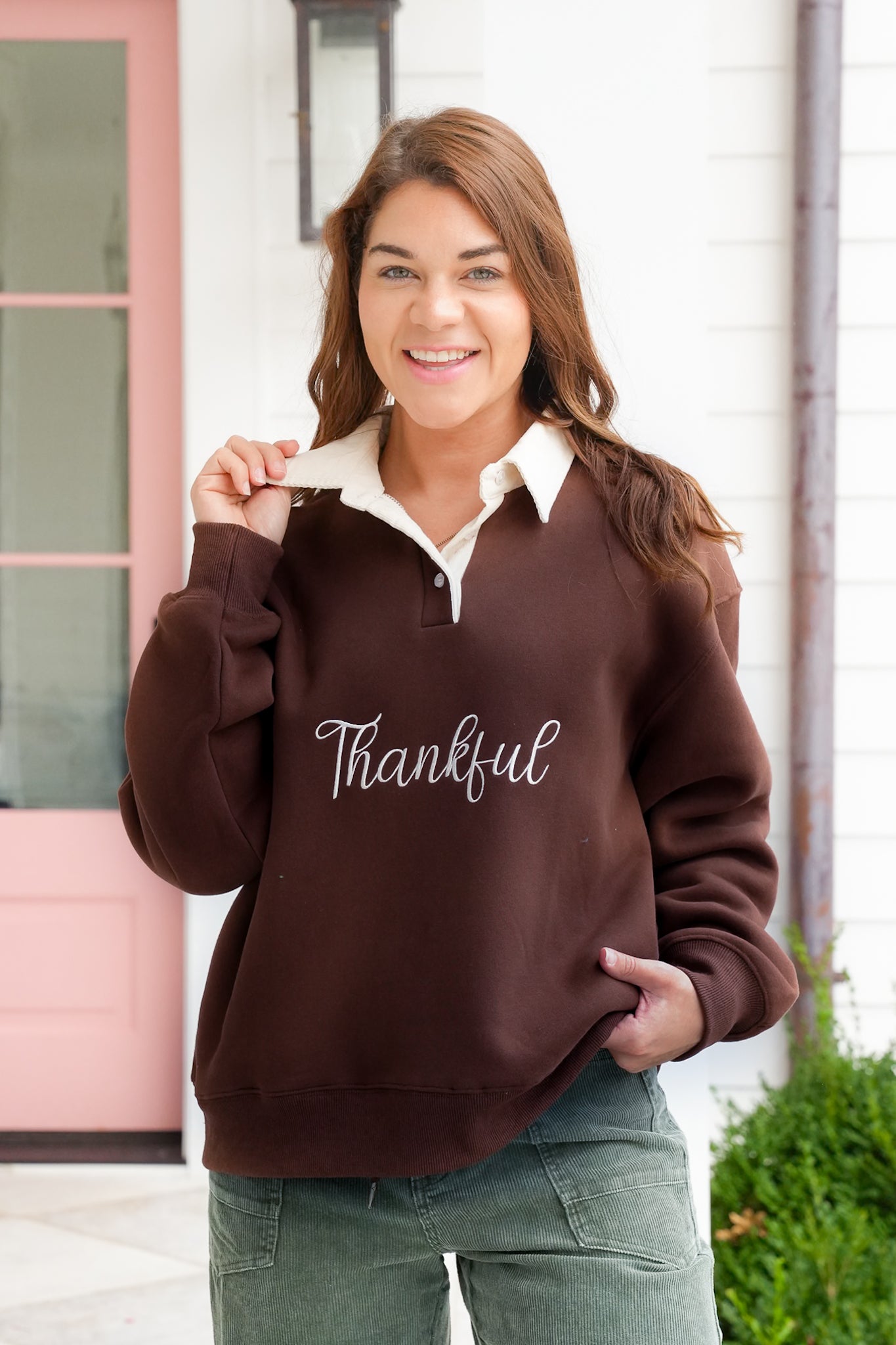 Long Sleeve Embroidered "Thankful" Collared Sweatshirt