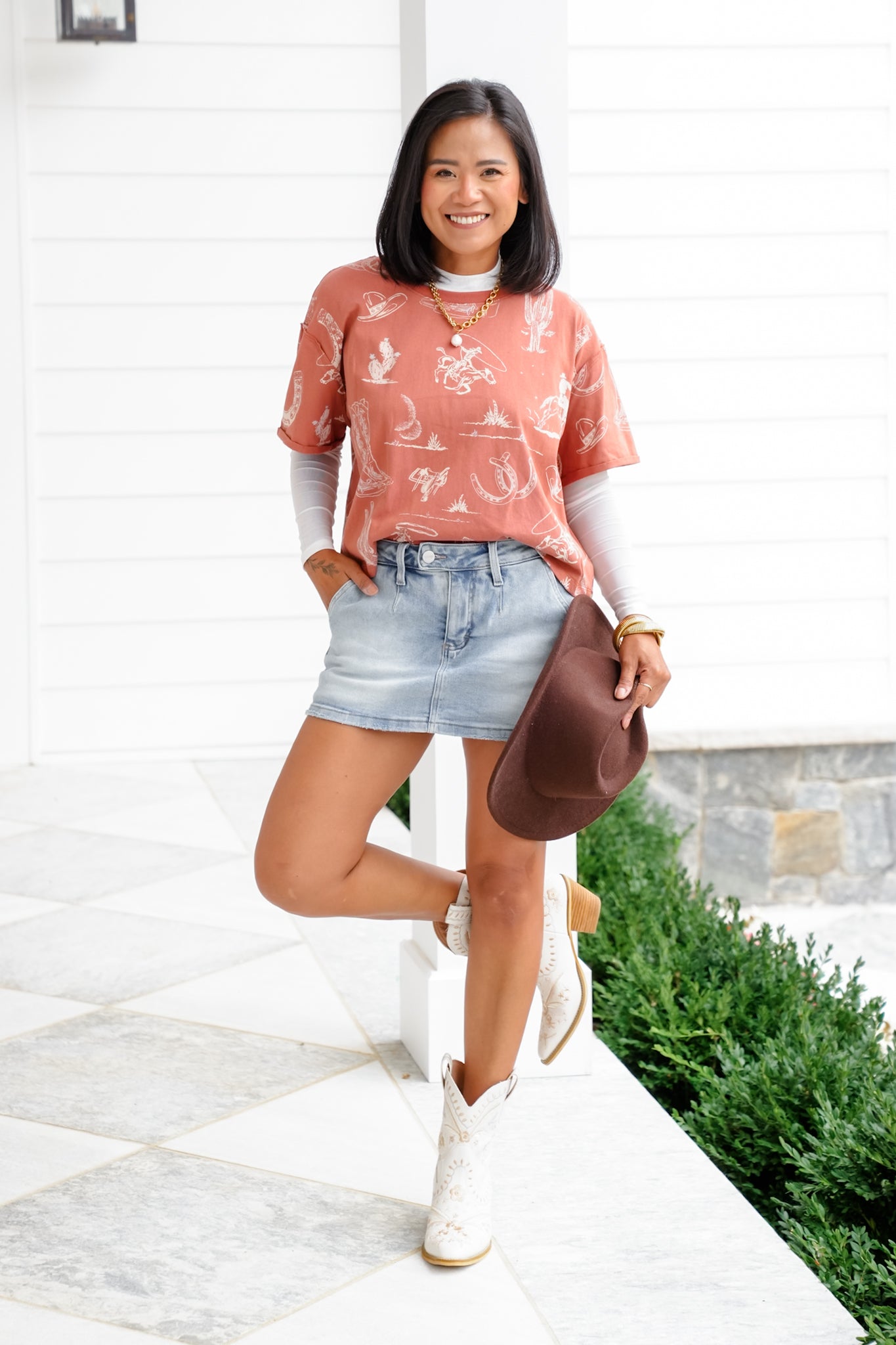 Western Print Short Sleeve Round Neck Tee Shirt