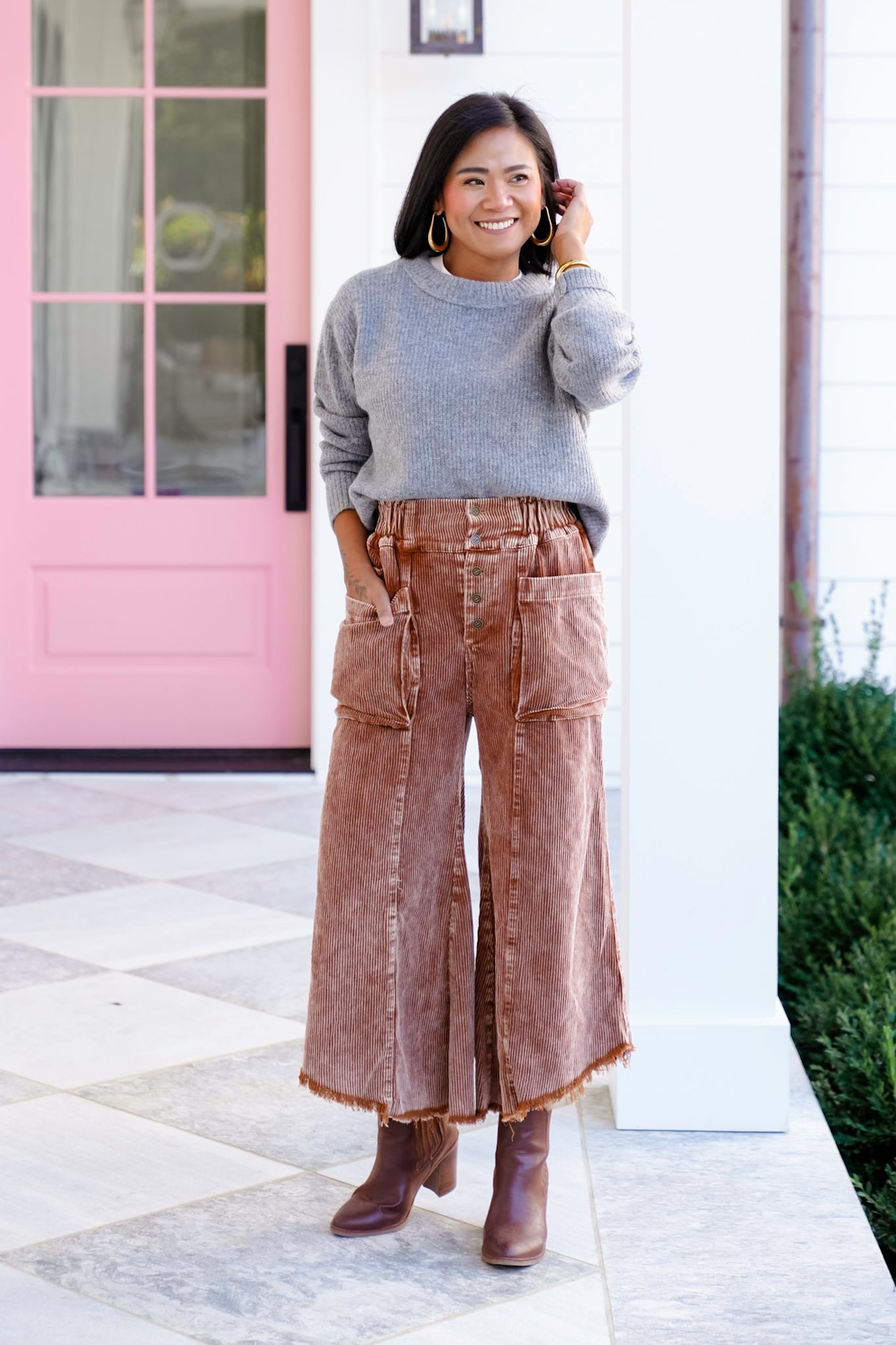 Mineral Wash Cropped Fray Hem Pants