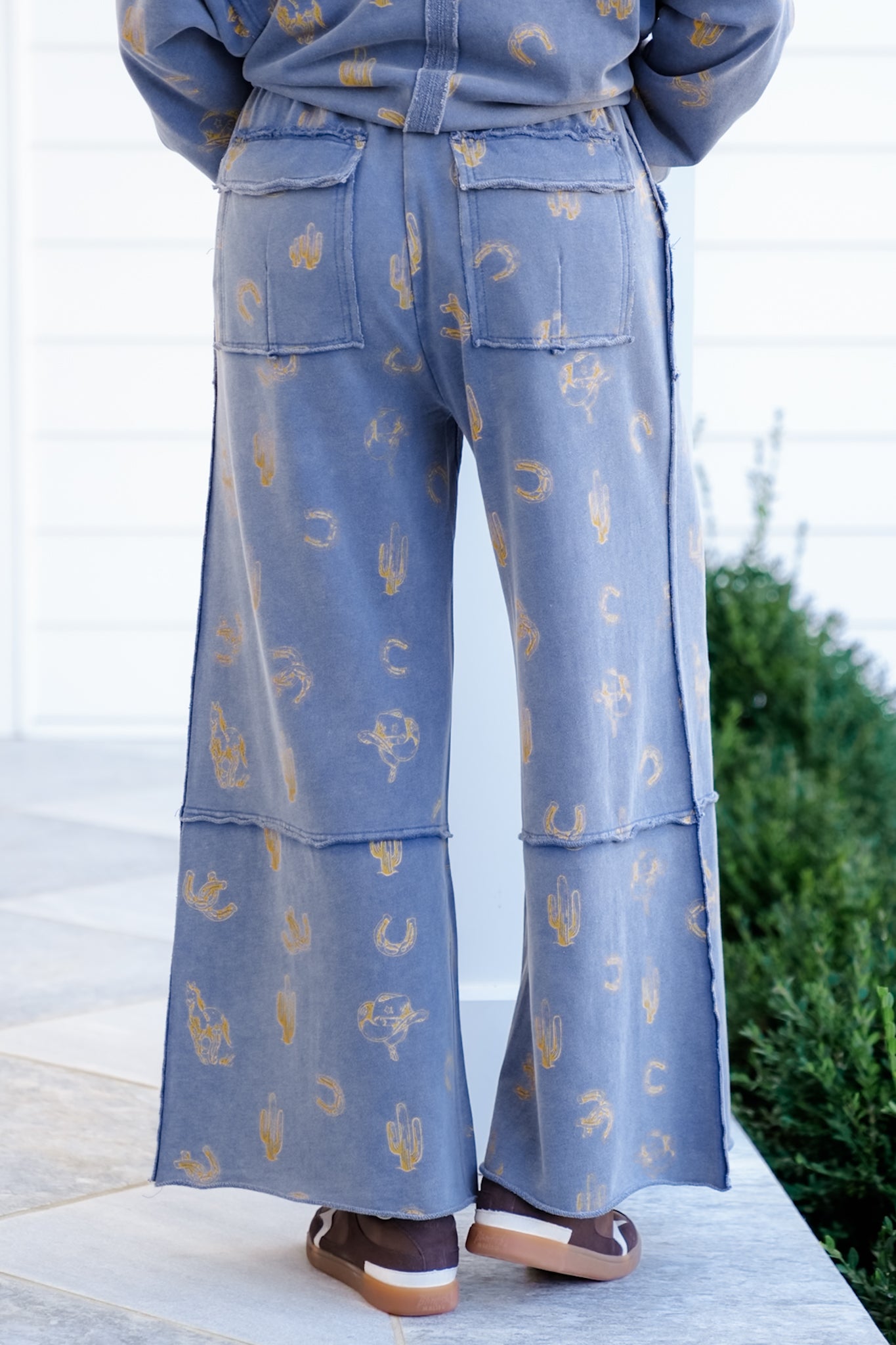 Western Print Elastic Waist Wide Leg Pants