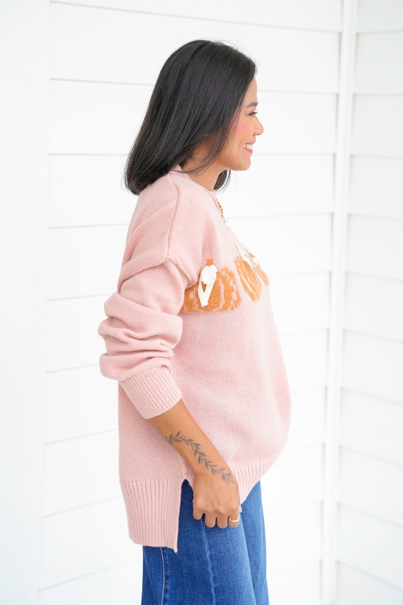 Long Sleeve Pumpkin Sweater with Lace Bows