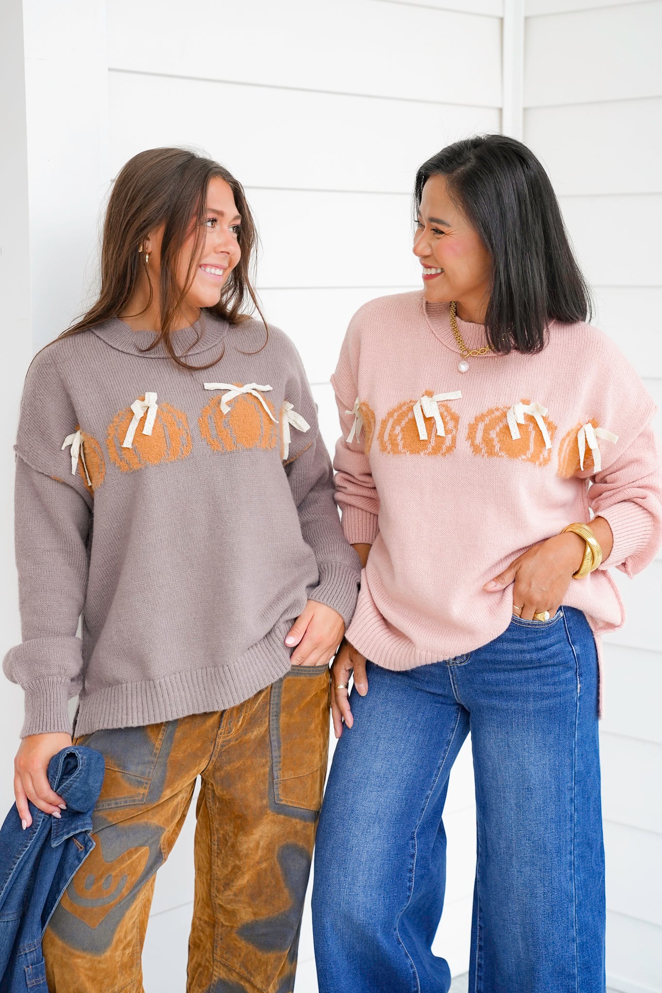 Long Sleeve Pumpkin Sweater with Lace Bows