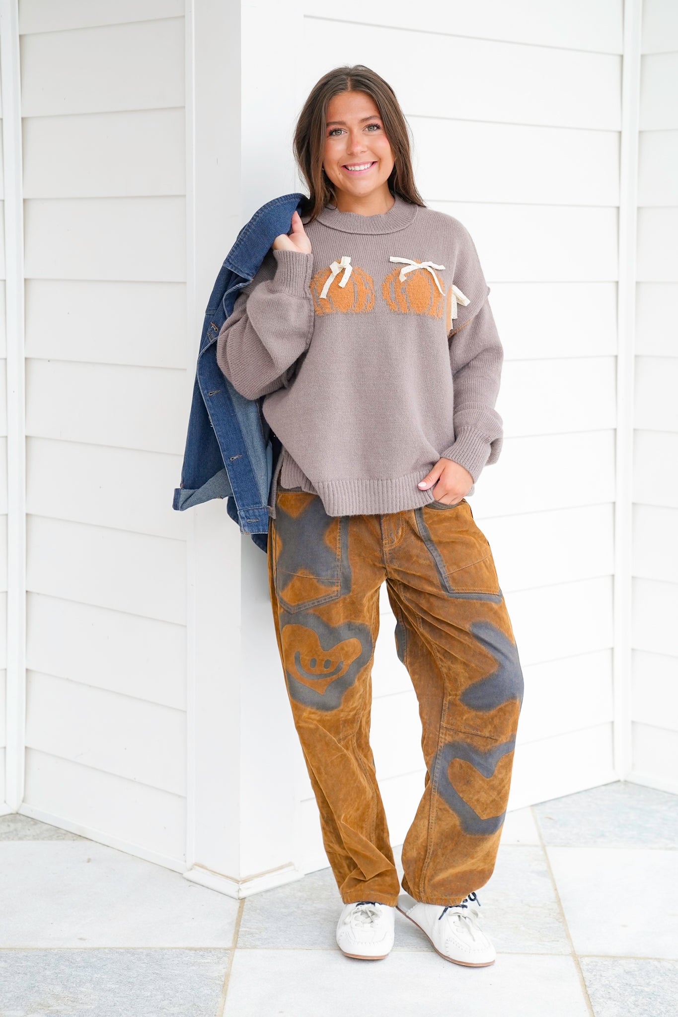 Long Sleeve Pumpkin Sweater with Lace Bows
