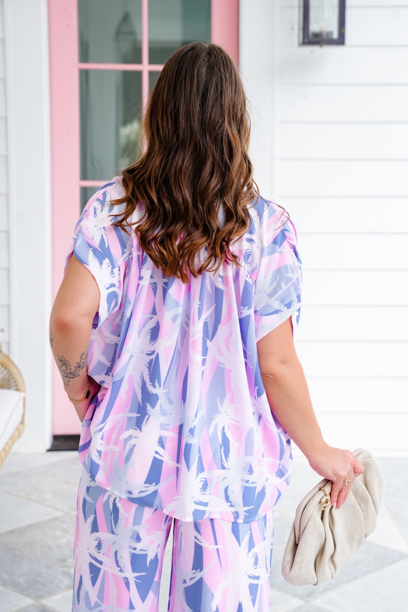 Plus/Reg Palm Tree Print Short Sleeve Split Neck Blouse