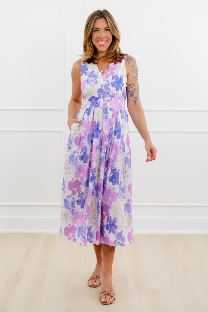 Floral Print Sleeveless Scallop V Neck Midi Dress