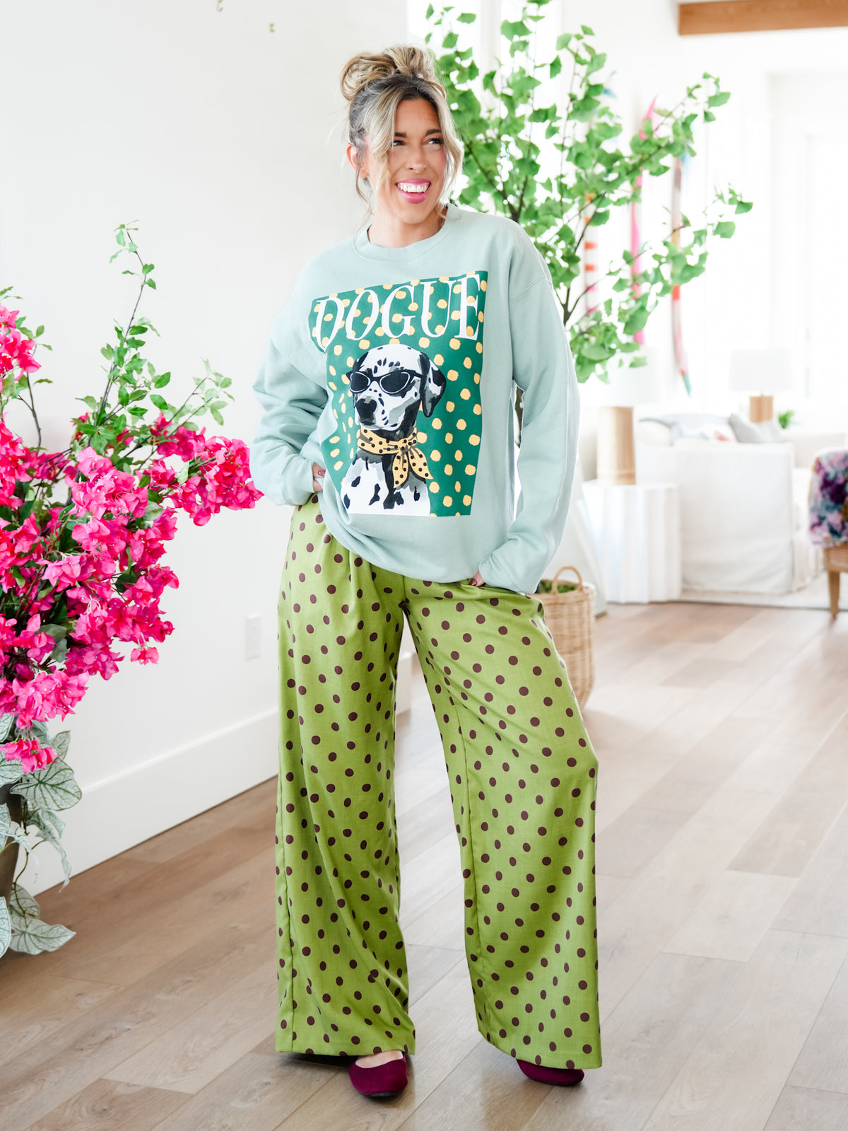 Long Sleeve Dogue Dalmatian Graphic Sweatshirt