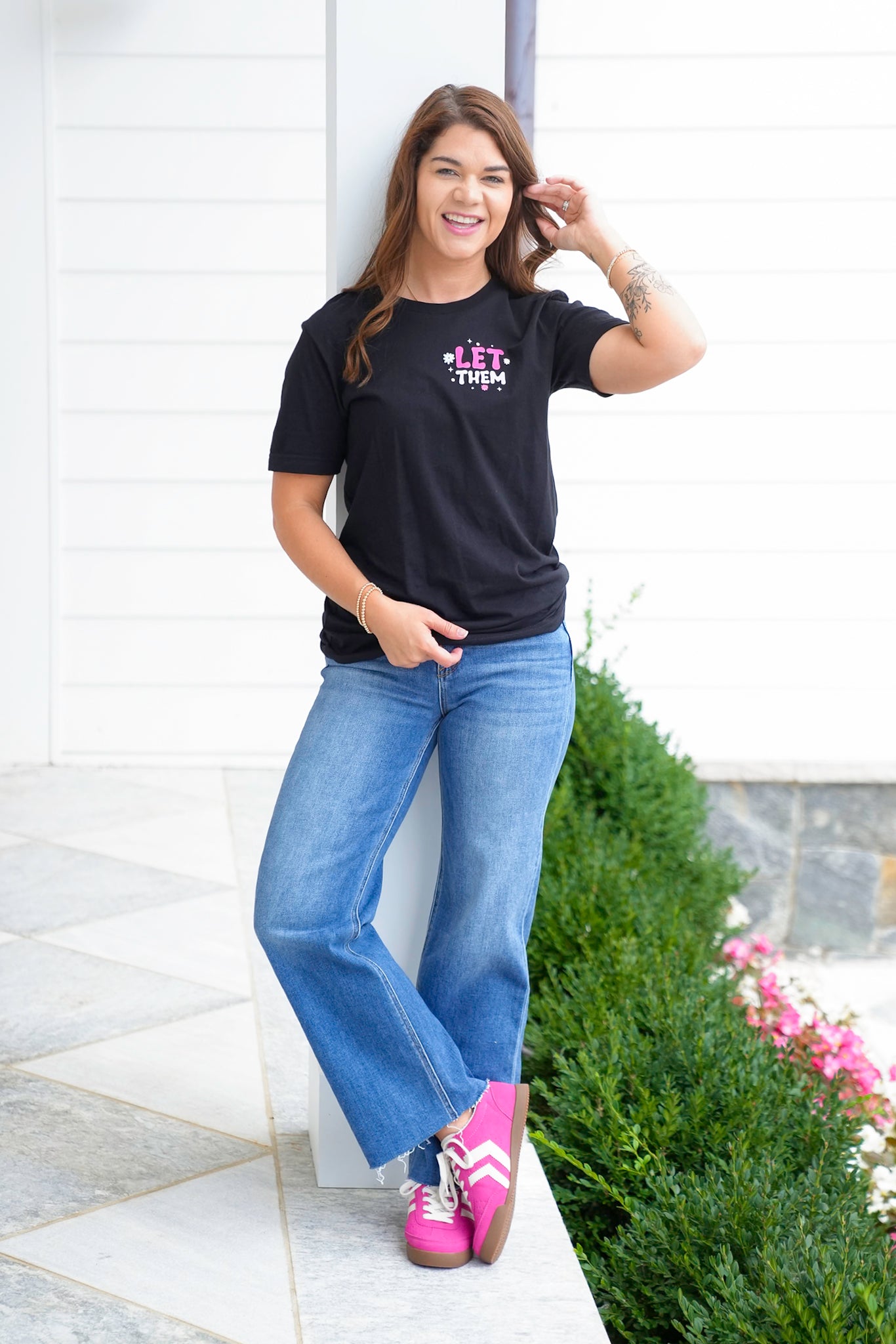 Plus/Reg Black Short Sleeve "Let Them" Graphic Tee