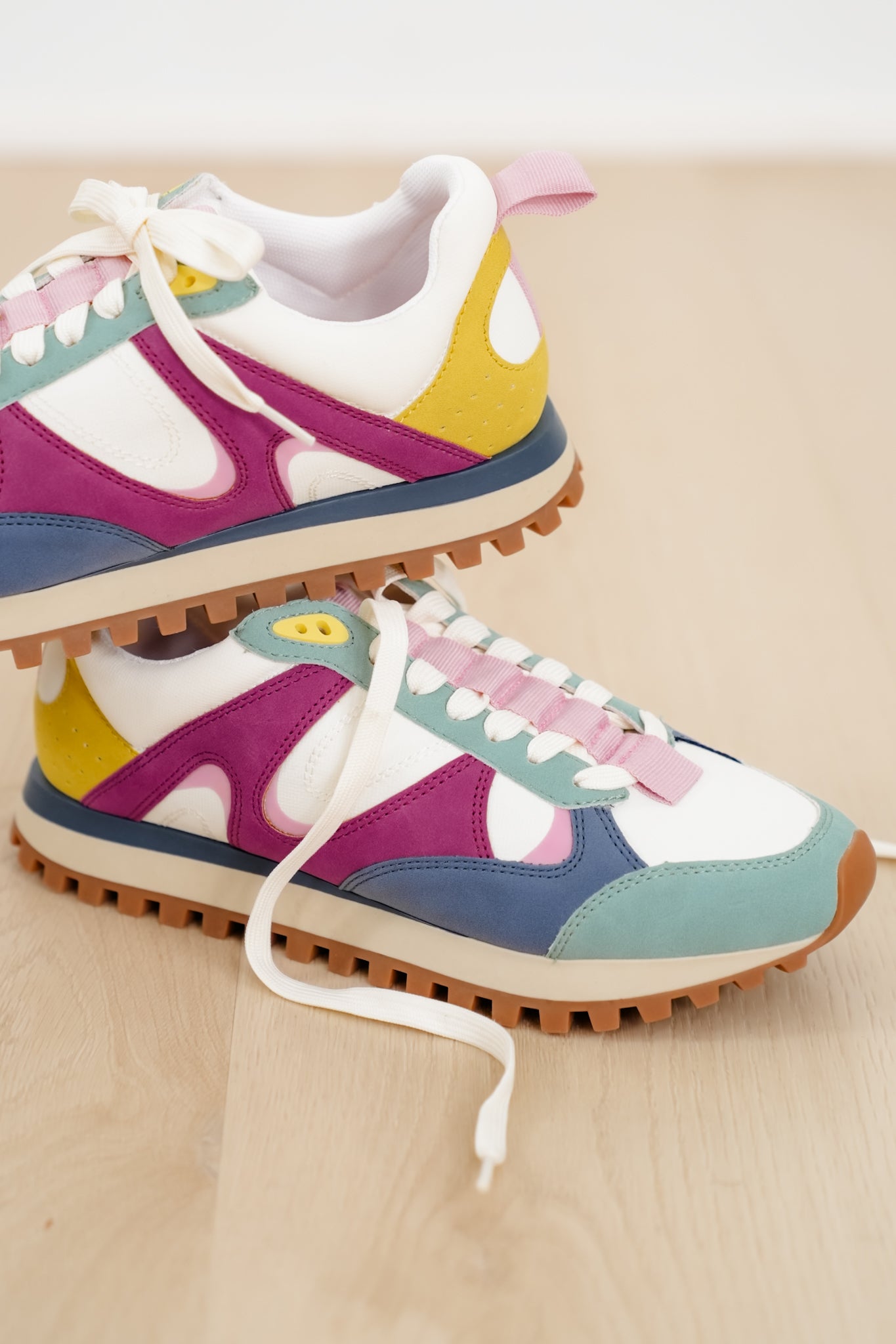 Retro Colorblock Sneakers with Vegan Suede Accents