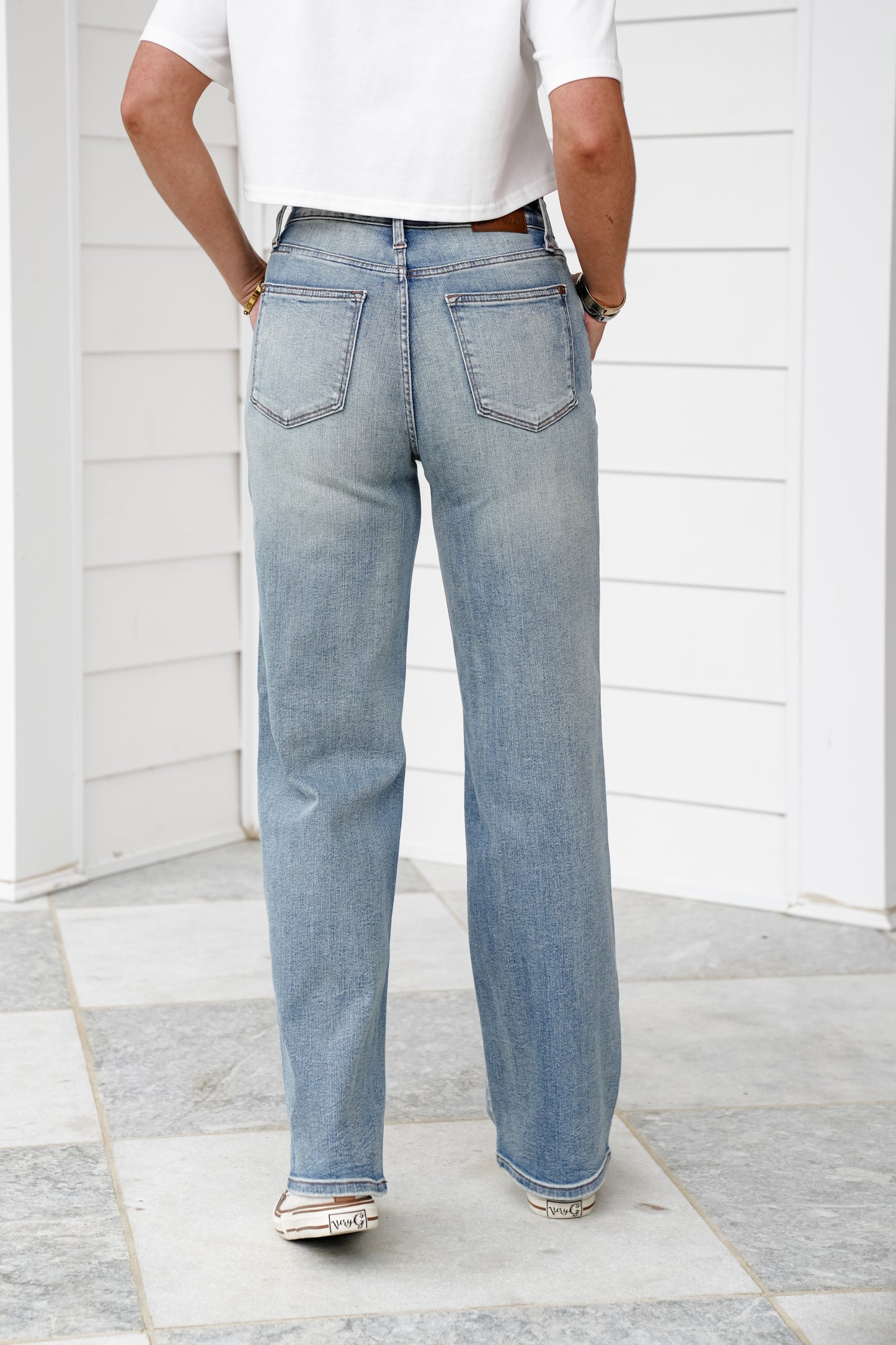 Judy Blue High Rise Medium Wash Distressed Straight Leg Jeans with Knee Patches