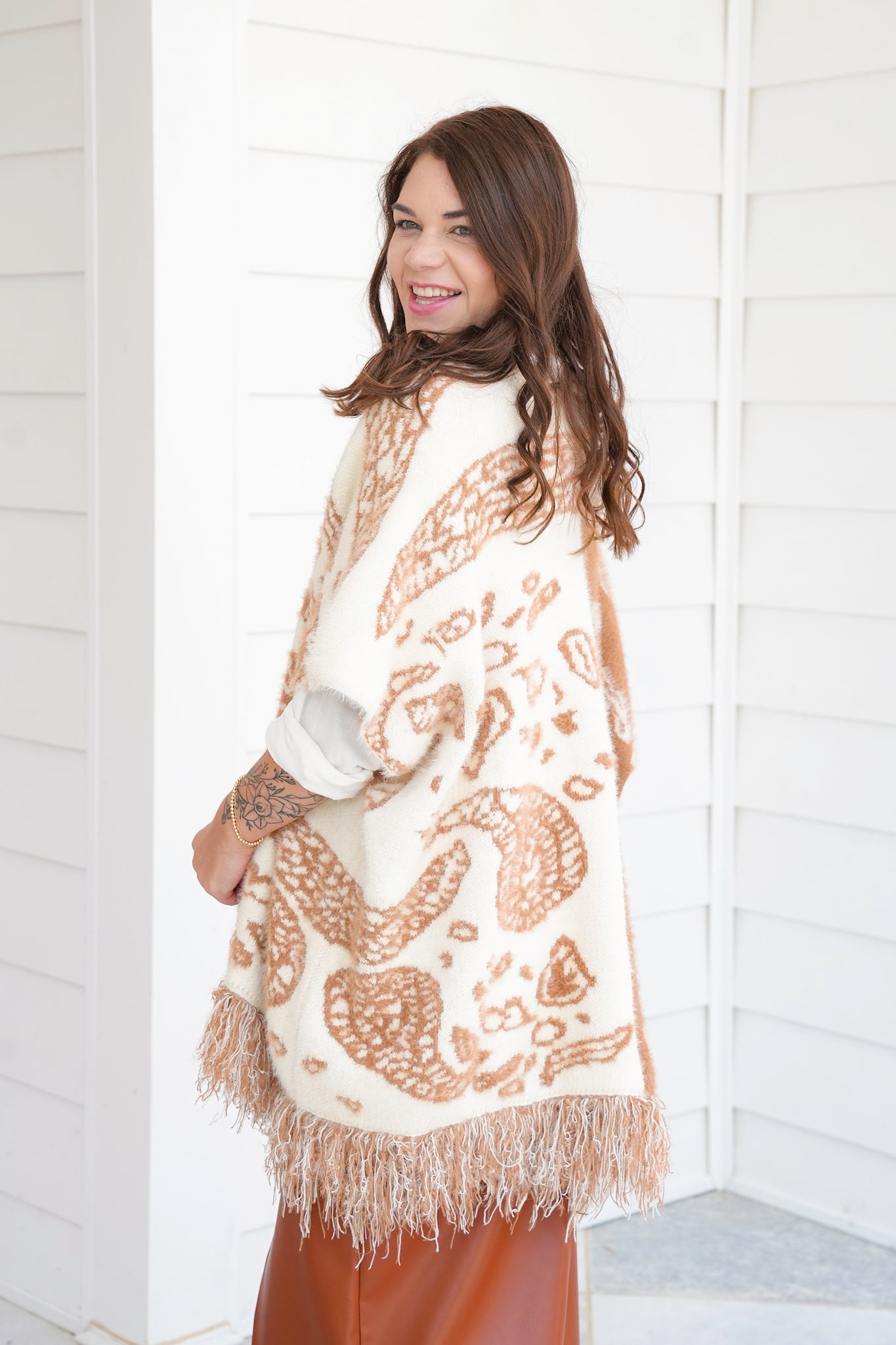 POL Paisley Print Open Front Poncho Cardigan Sweater