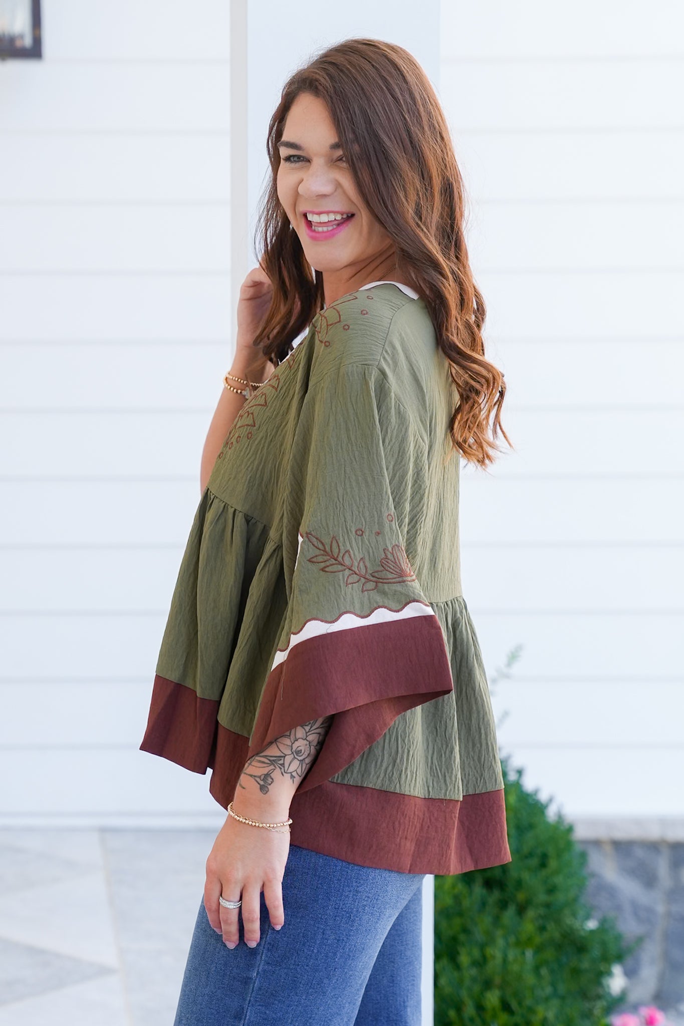 Plus/Reg Color Block 3/4 Sleeve V Neck Peasant Blouse