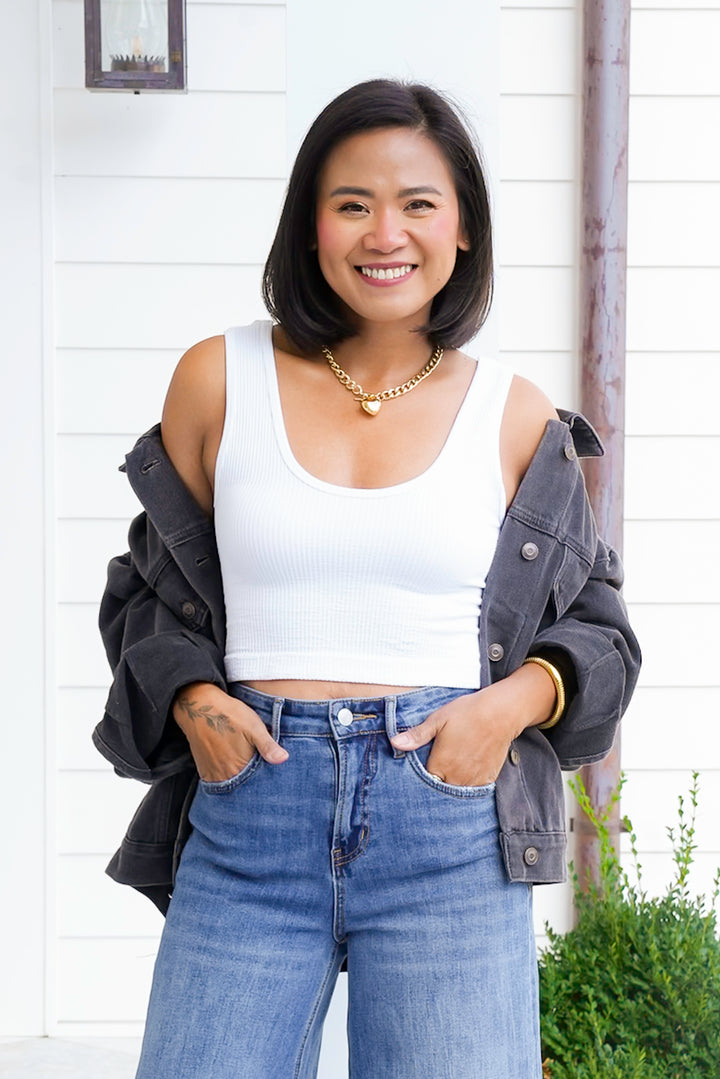 Seamless Finely Ribbed Reversible V/Scoop Neck Crop Tank Top