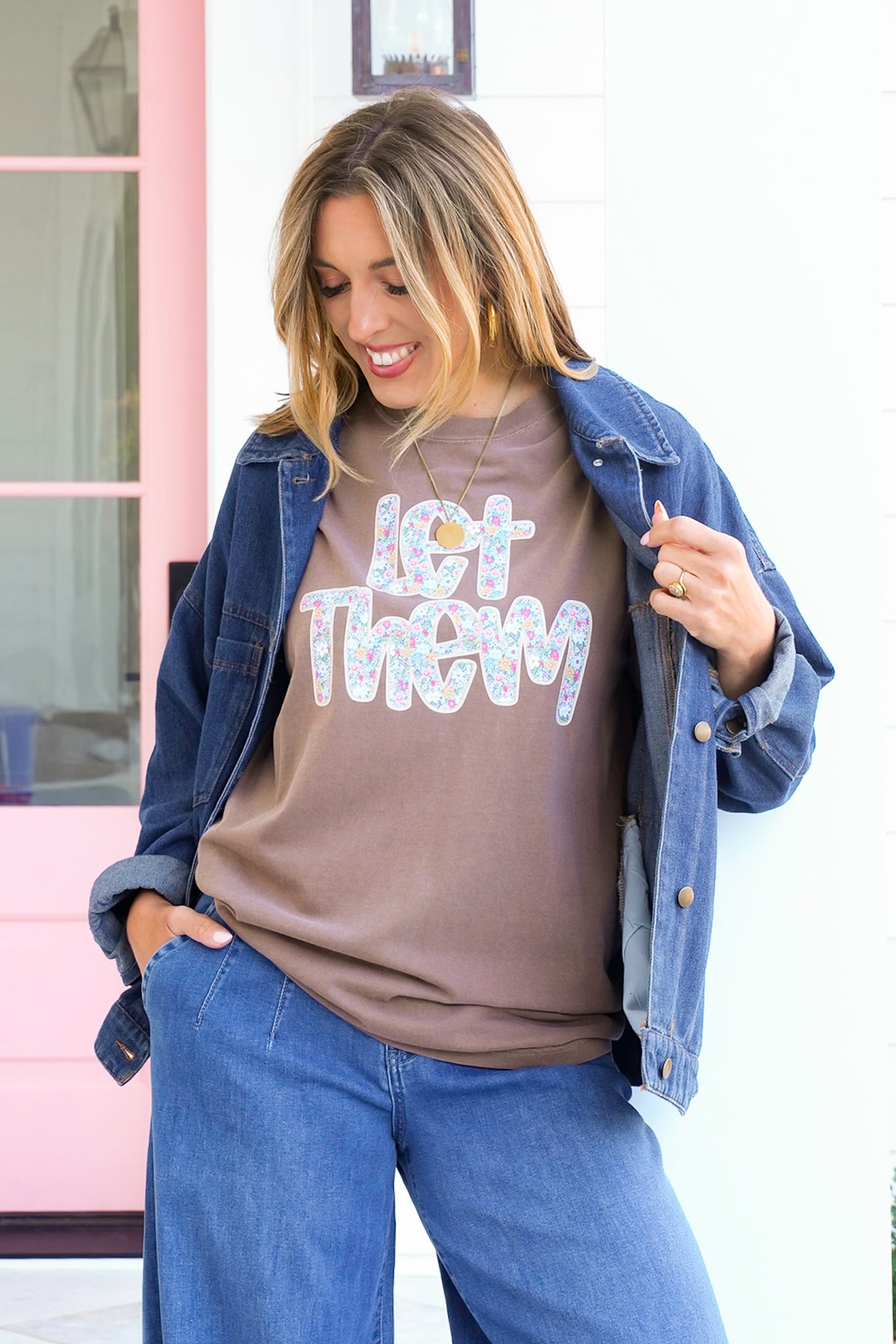 Plus/Reg Short Sleeve "Let Them" Graphic Tee