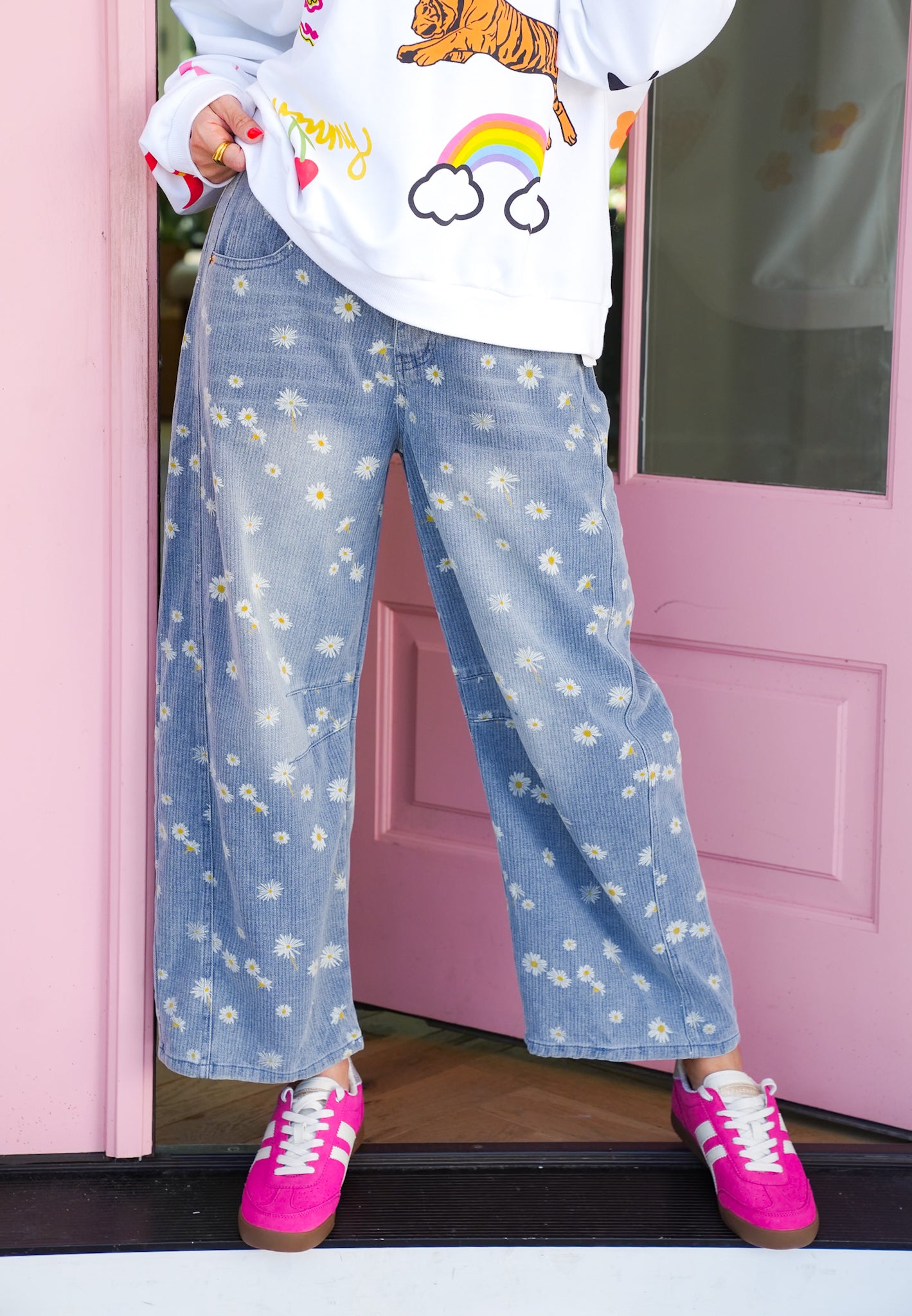 Plus/Reg Daisy Print Relax Fit Barrel Jeans