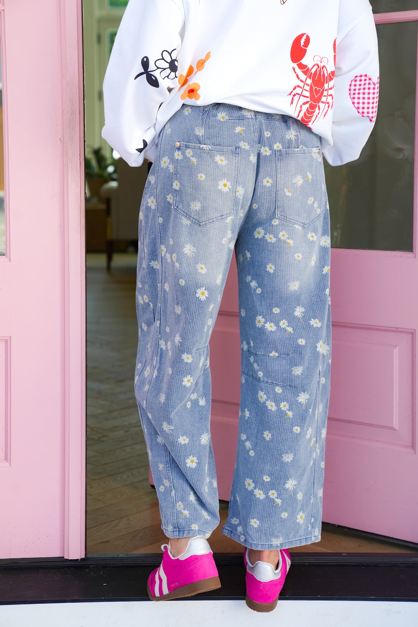 Plus/Reg Daisy Print Relax Fit Barrel Jeans